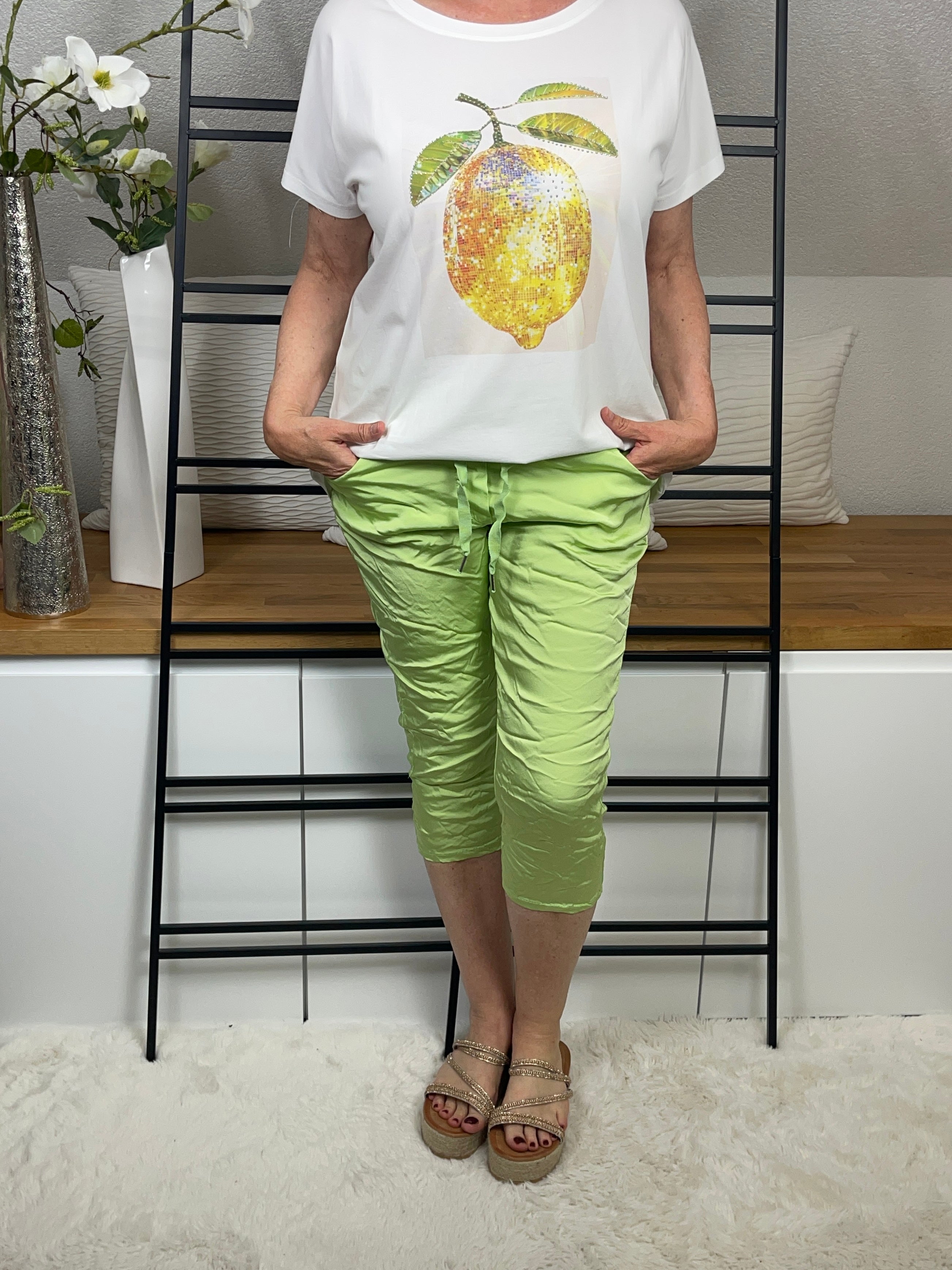 !!!!KEINE RETOURE MÖGLICH!!!!3/4 Jogpant „Shiney“ Einheitsgrösse Gr. 38 - 42/44 in 4 Farben