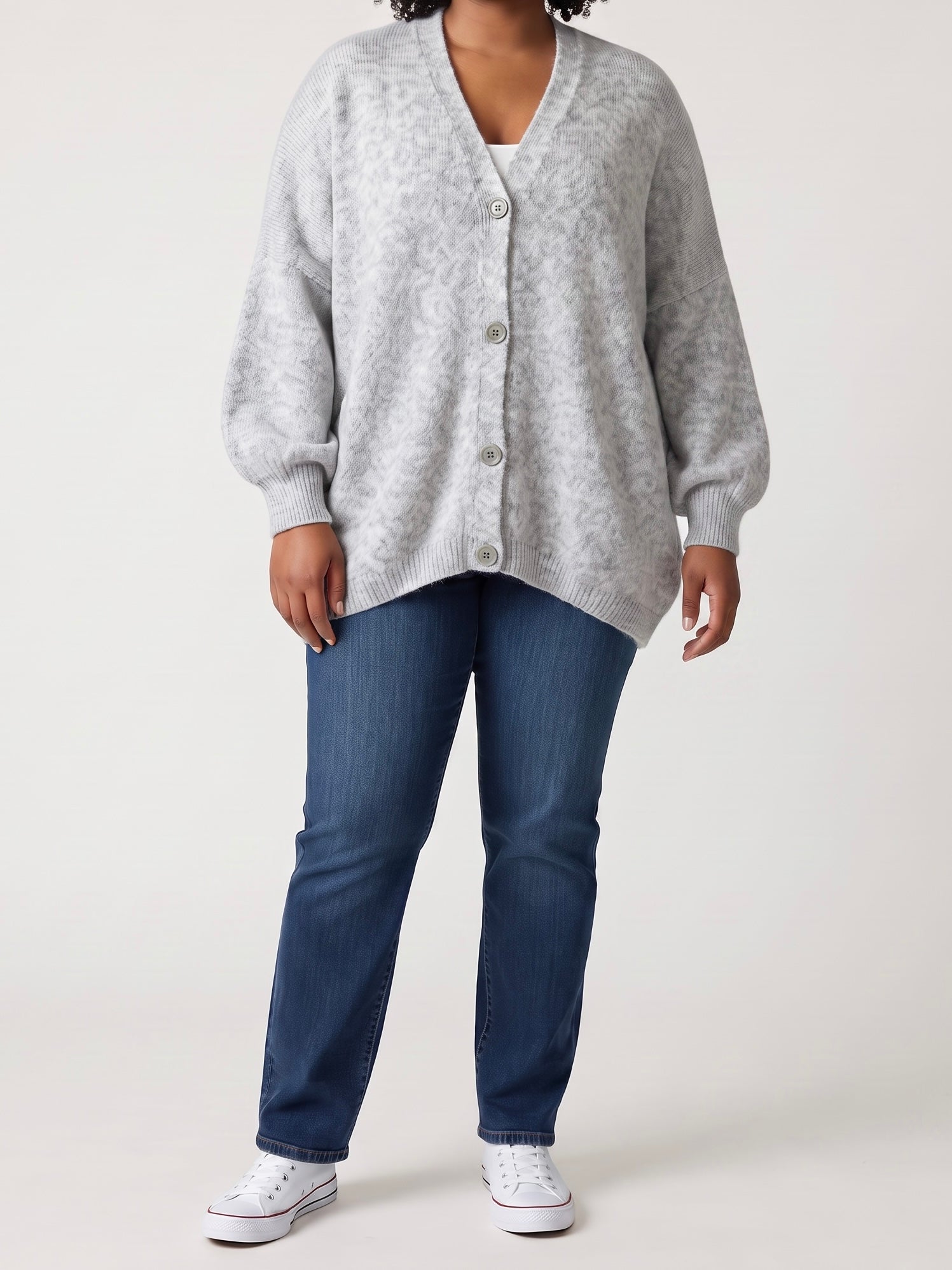 Kuschlig, warme Feinstrick - Strickjacke in hellgrau