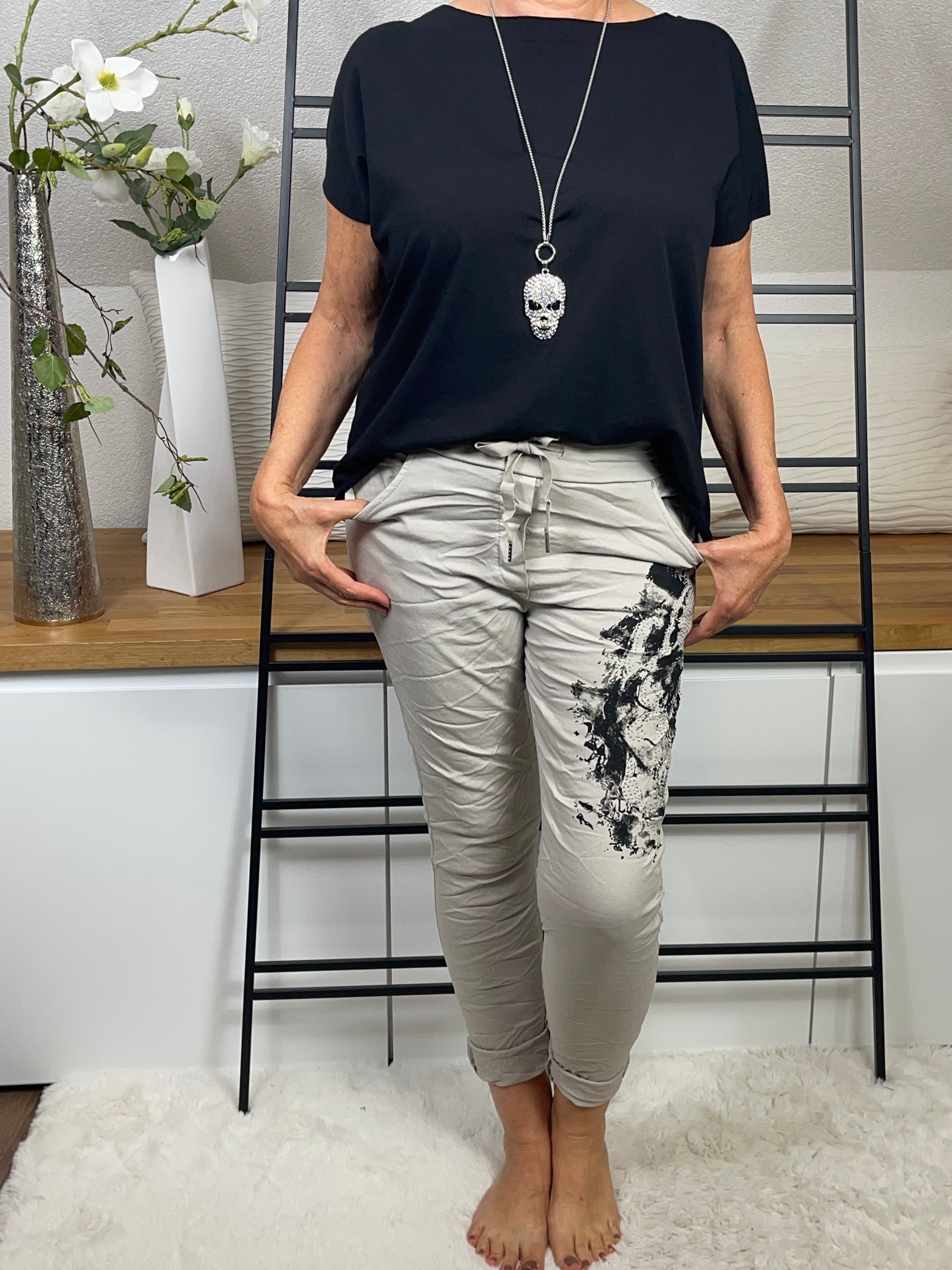 Damen - Jogpant „Skull“ Einheitsgrösse Gr. 38 - 42 in 5 Farben