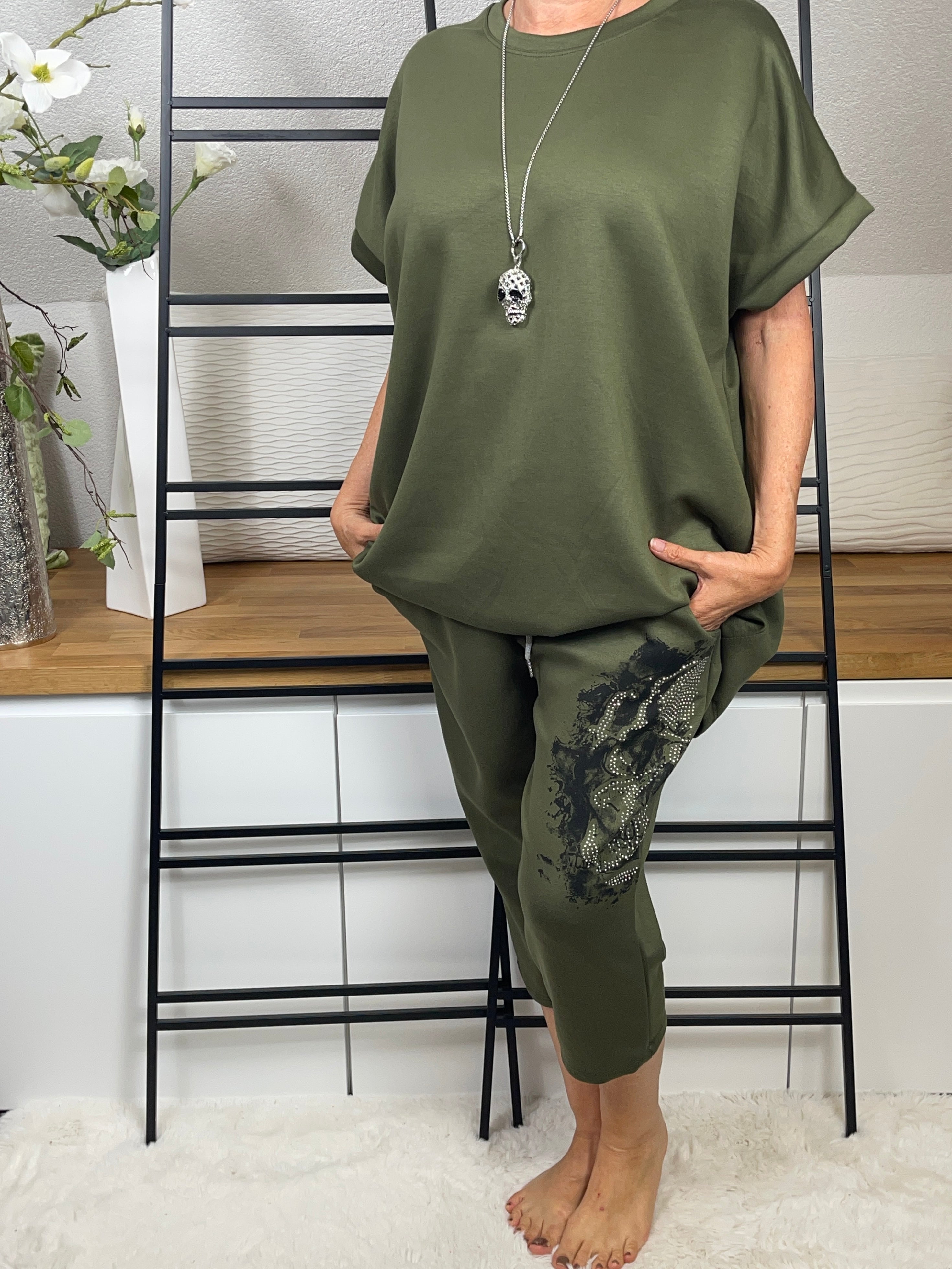 Damen 3/4 Jogpant „Fluffi Skull“ Einheitsgrösse Gr. 42/44 - 52 in 6 Farben