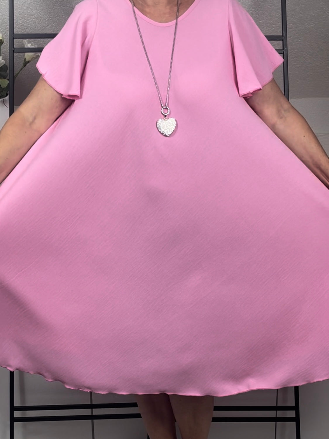 !!!!KEINE RETOURE MÖGLICH!!!! Damen - Kleid leichte A - Form Einheitsgröße Gr. 38 - 44 in 4 Farben