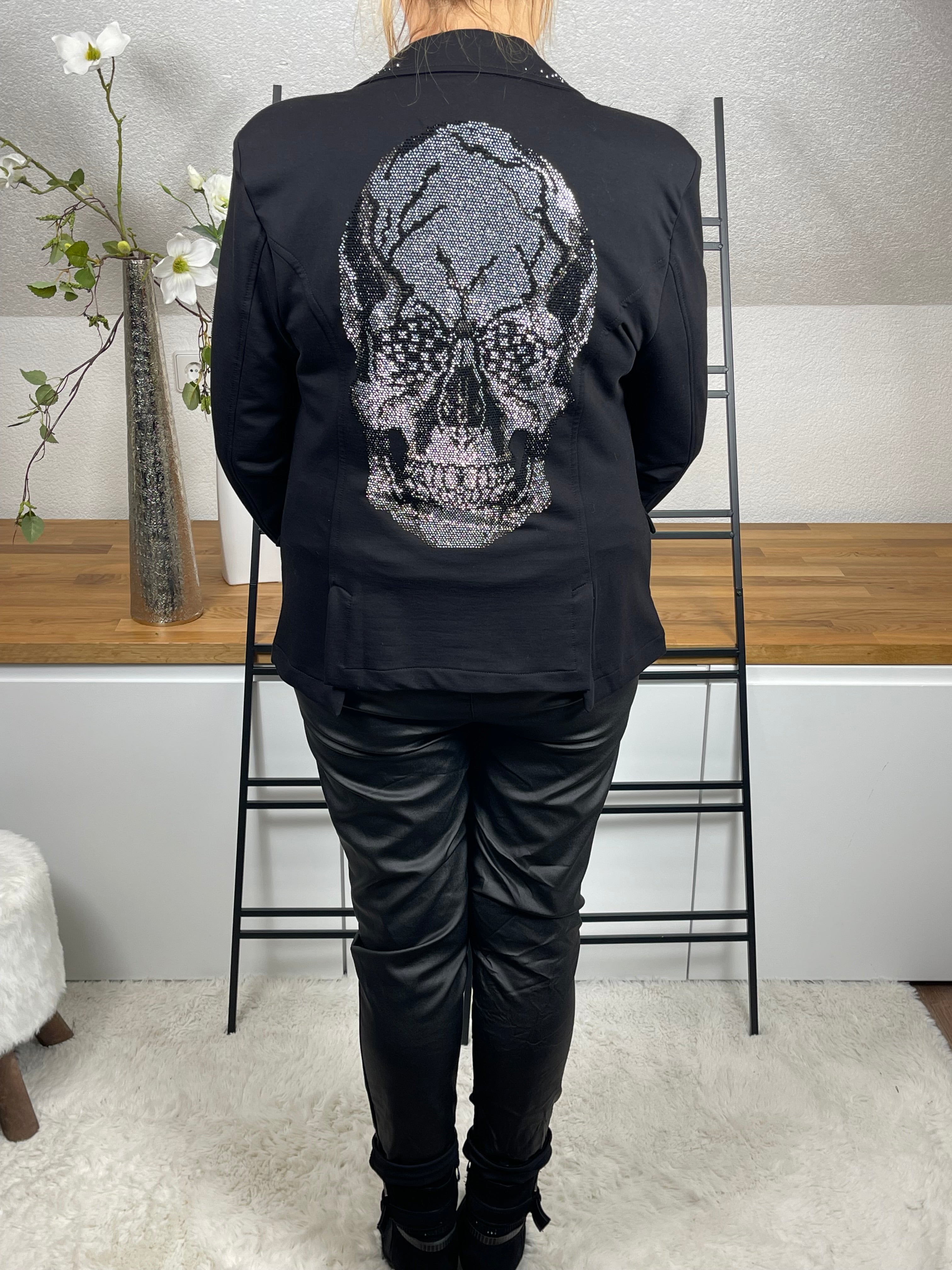 Blazer „Totenkopf“ von „EU-Queen“ Gr. 36 bis 42