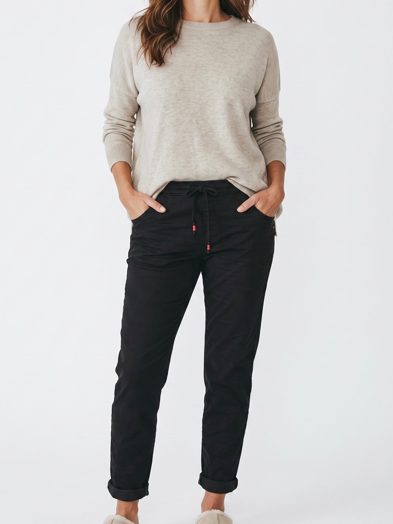 Jeans mit Kordelzug in 2 Farben