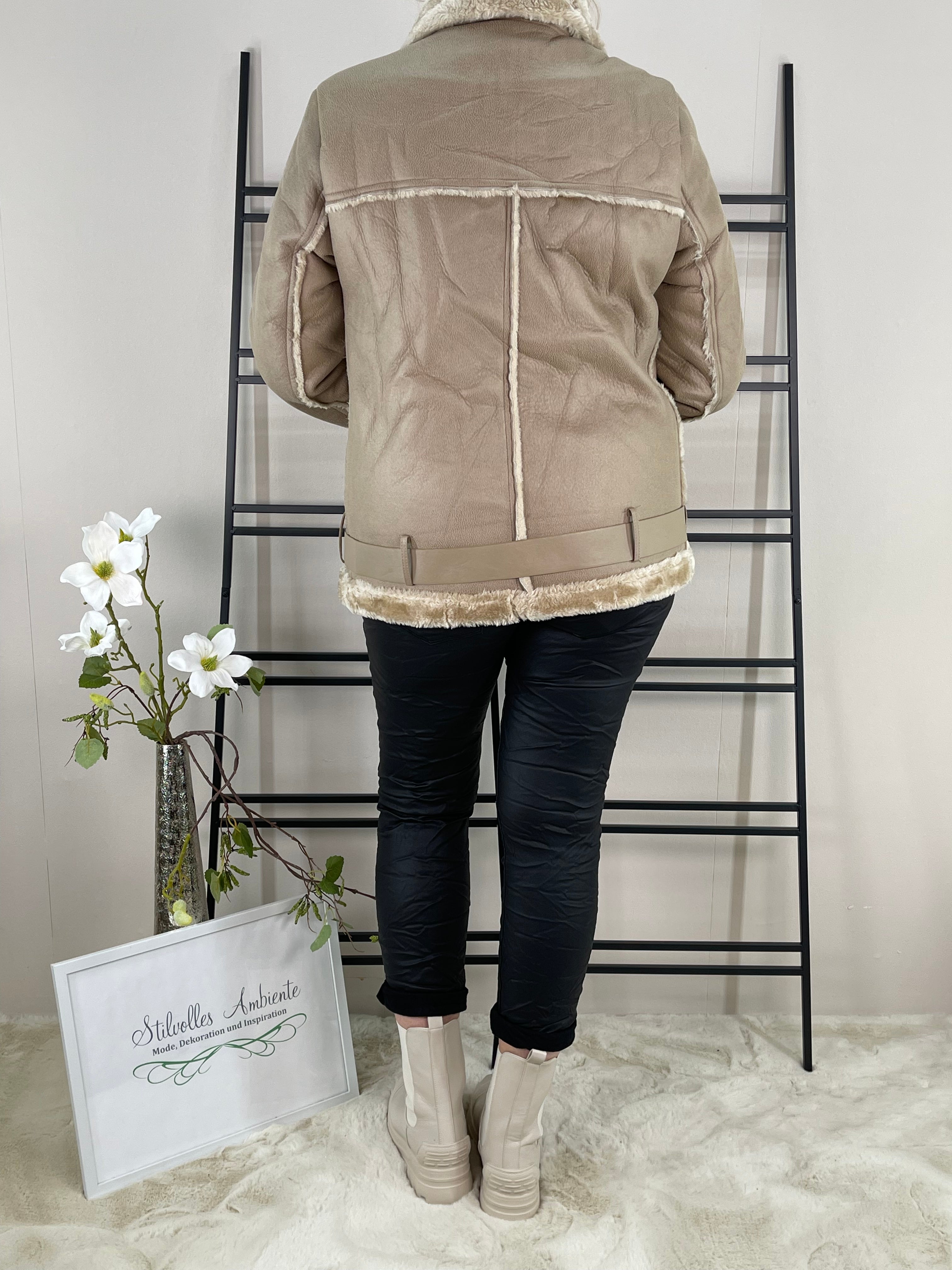 Jacke „Warmup“ Gr. 36 - 40/42