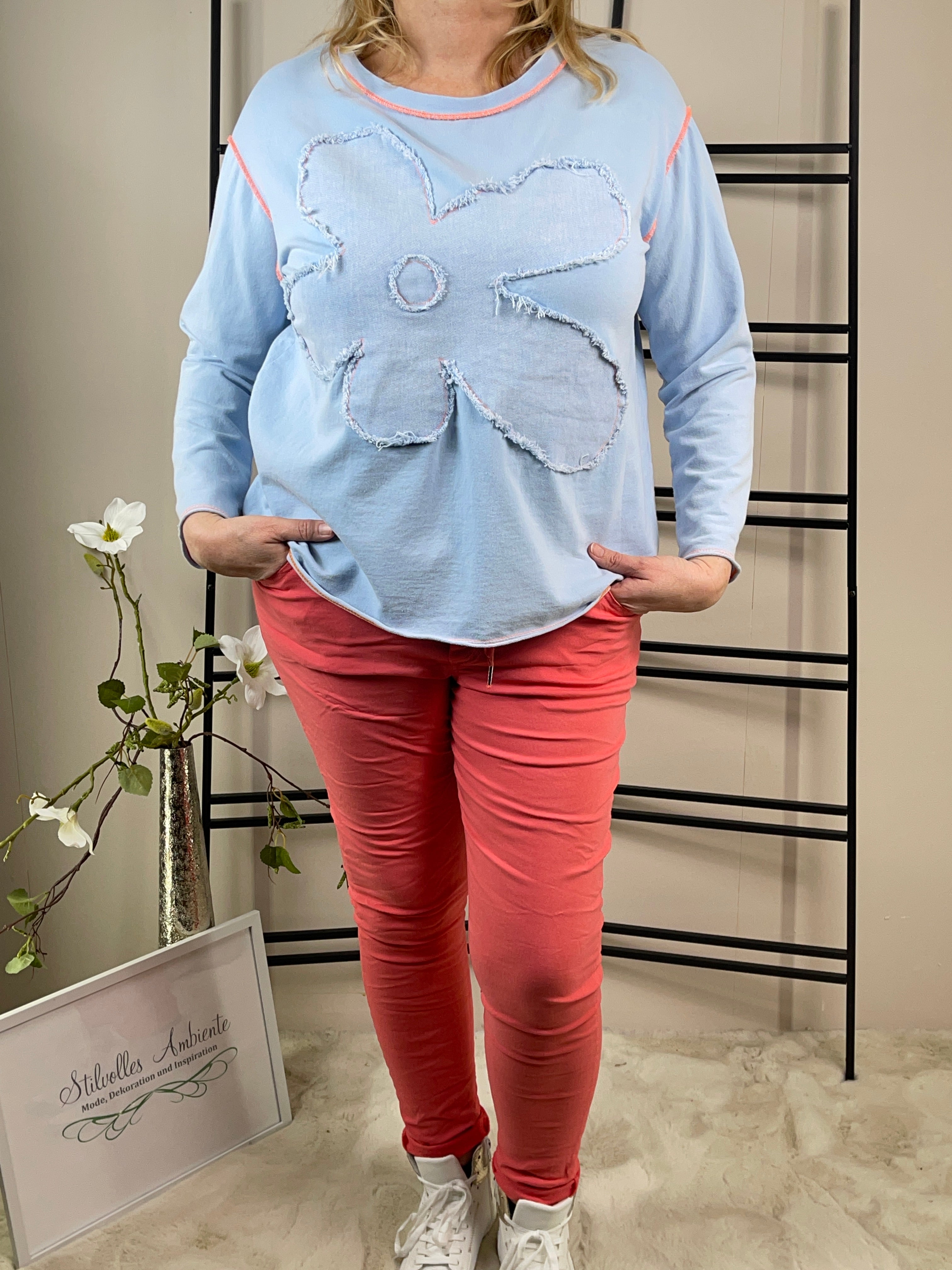 !!!!KEINE RETOURE MÖGLICH!!!! 
Pullover „Blüte“ Einheitsgrösse Gr. 36 - 42