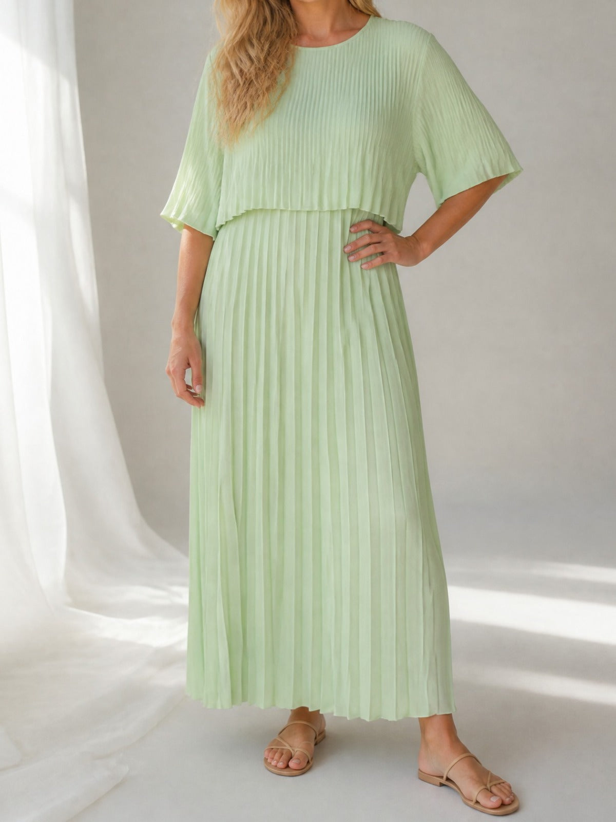 Tolles „Plissee“ Maxi Kleid Einheitsgröße Gr. 44 - 50 in 3 Farben