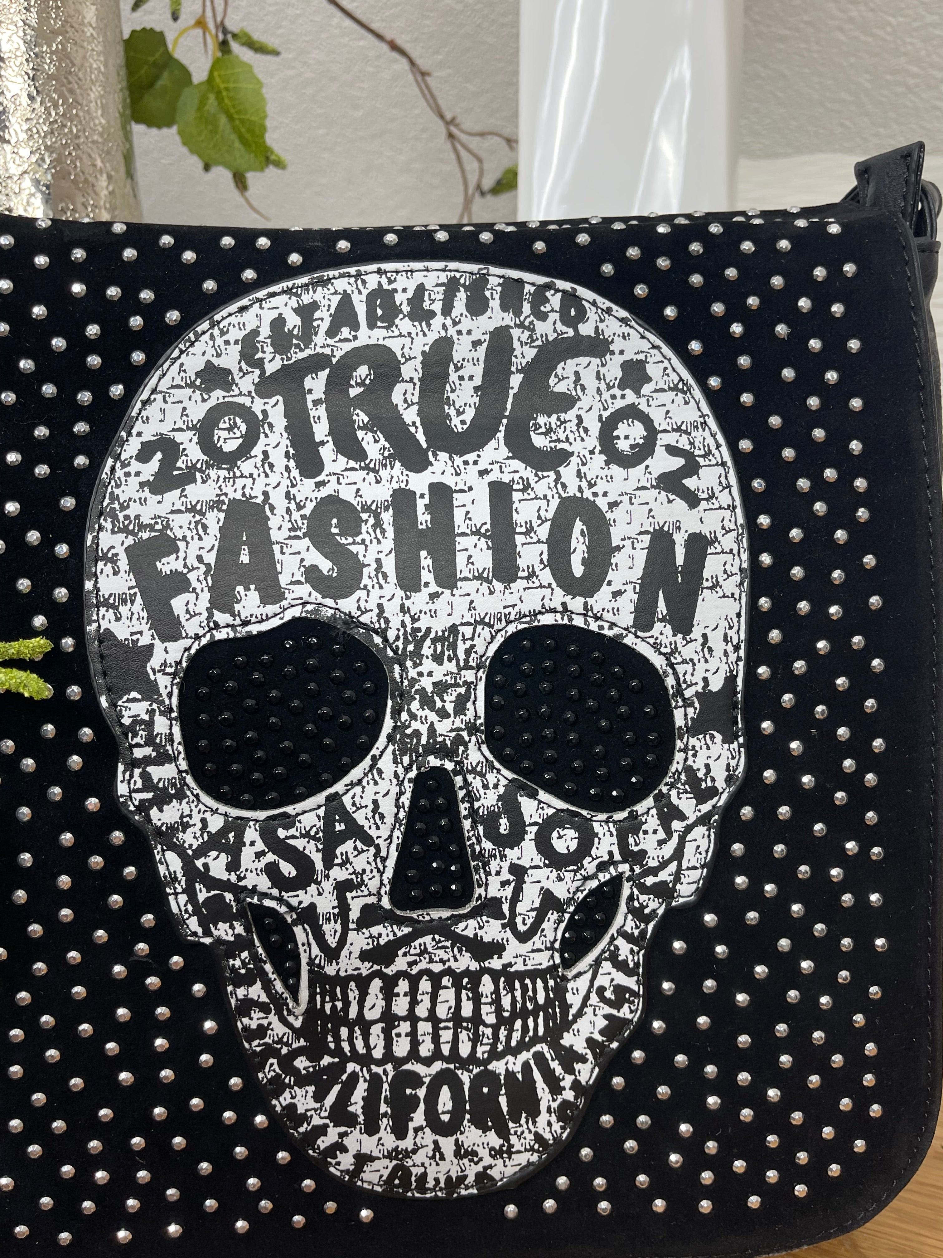 Hochwertige Tasche „Skull“ in schwarz