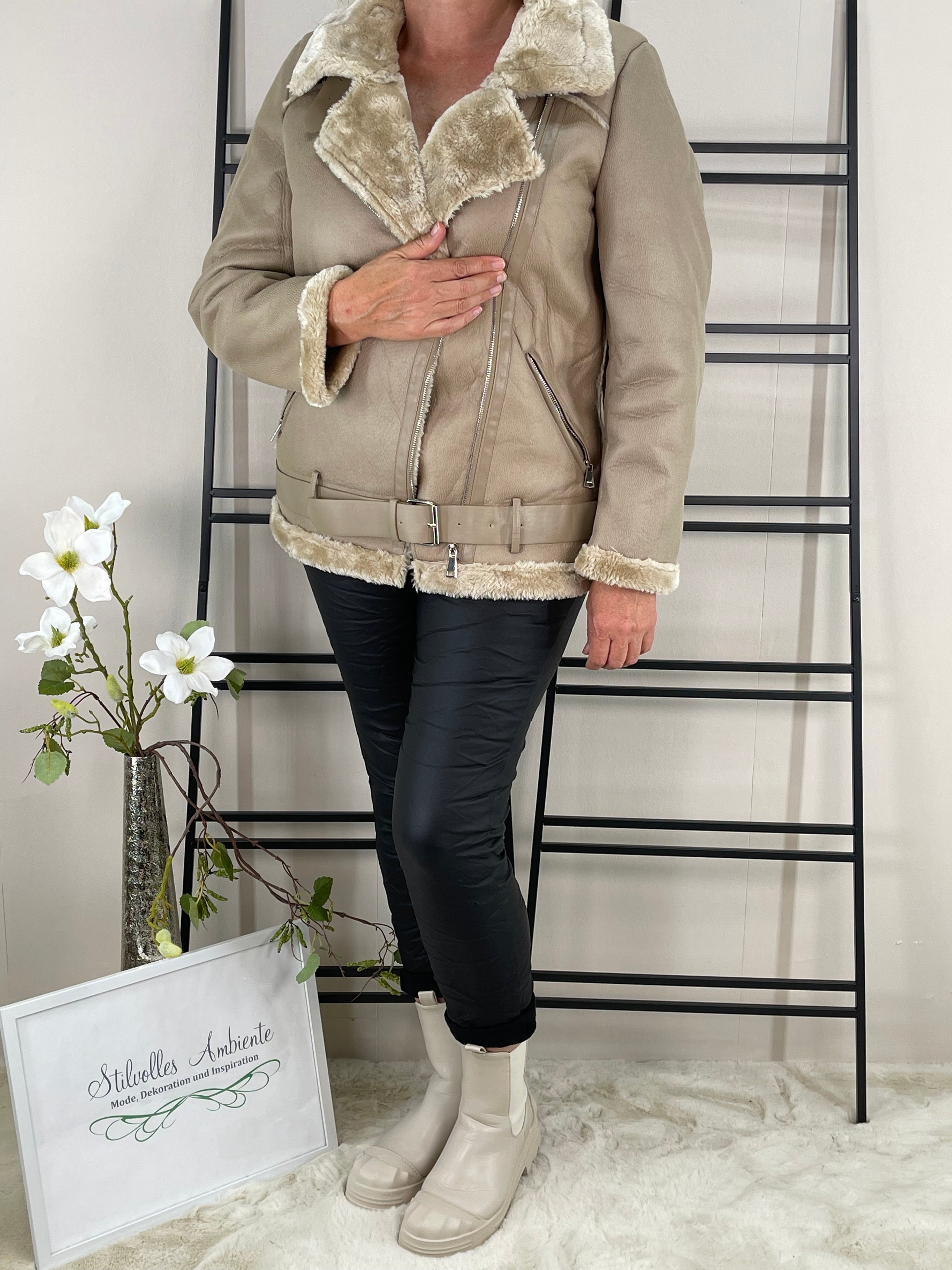 Jacke „Warmup“ Gr. 36 - 40/42