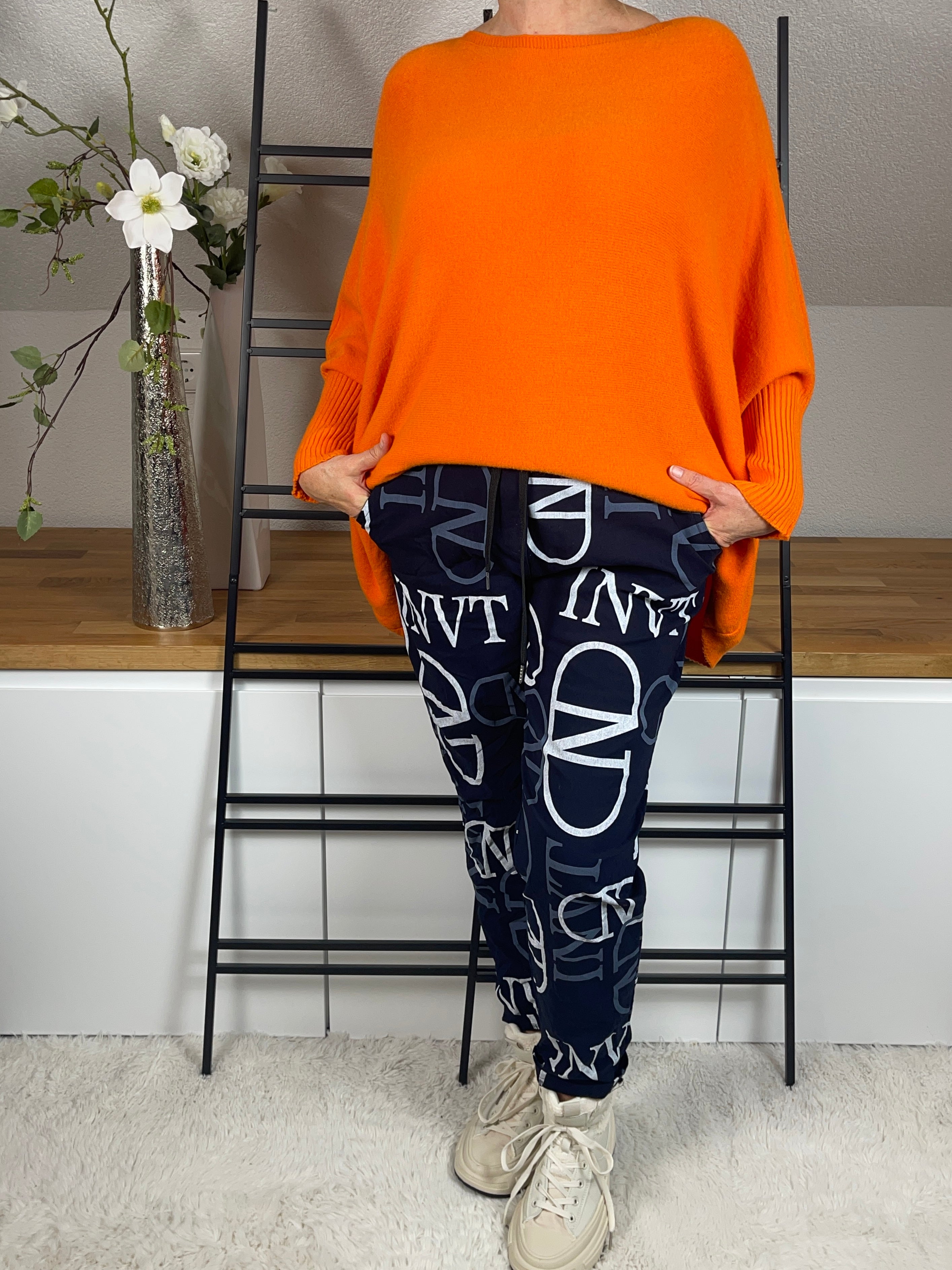 •	Jogginghose mit Schriftzug
	•	JogPant mit Buchstaben
	•	Jogginghose mit Print
	•	Jogginghose mit Lettern
	•	Jogginghose bedruckt
	•	Bedruckte JogPant
	•	Jogginghose mit Text
	•	Jogger mit Schriftzug