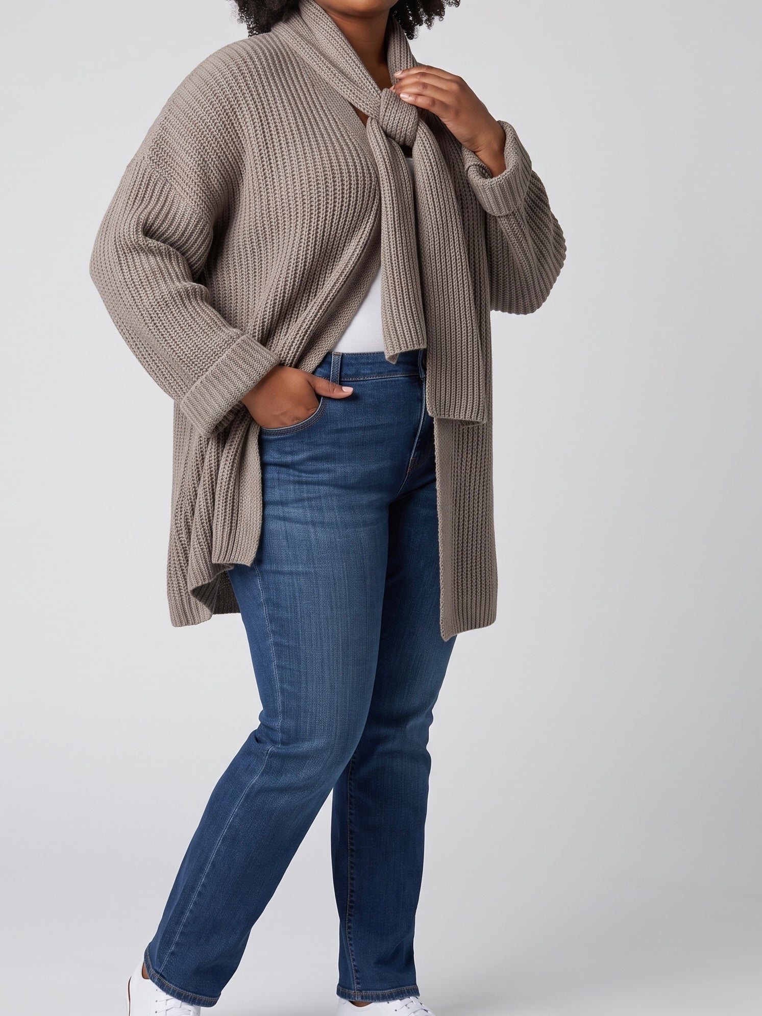 Exclusiver stylischer Strick - Cardigan mit befestigtem Schal in 2 Farben