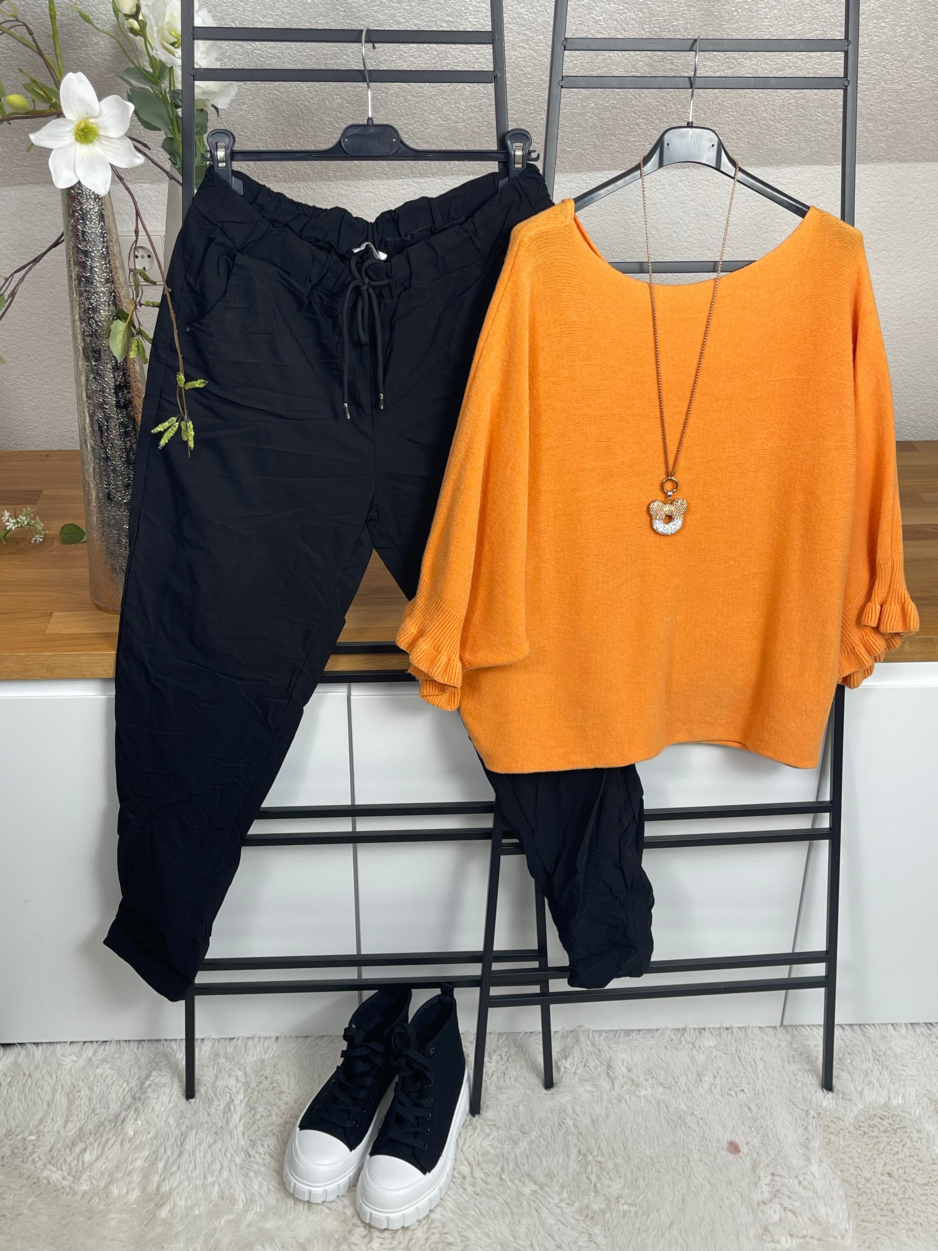 !!!!KEINE RETOURE MÖGLICH!!!! Jogpant „Basic“ Einheitsgröße Gr. 44 - 48+ in zehn Farben