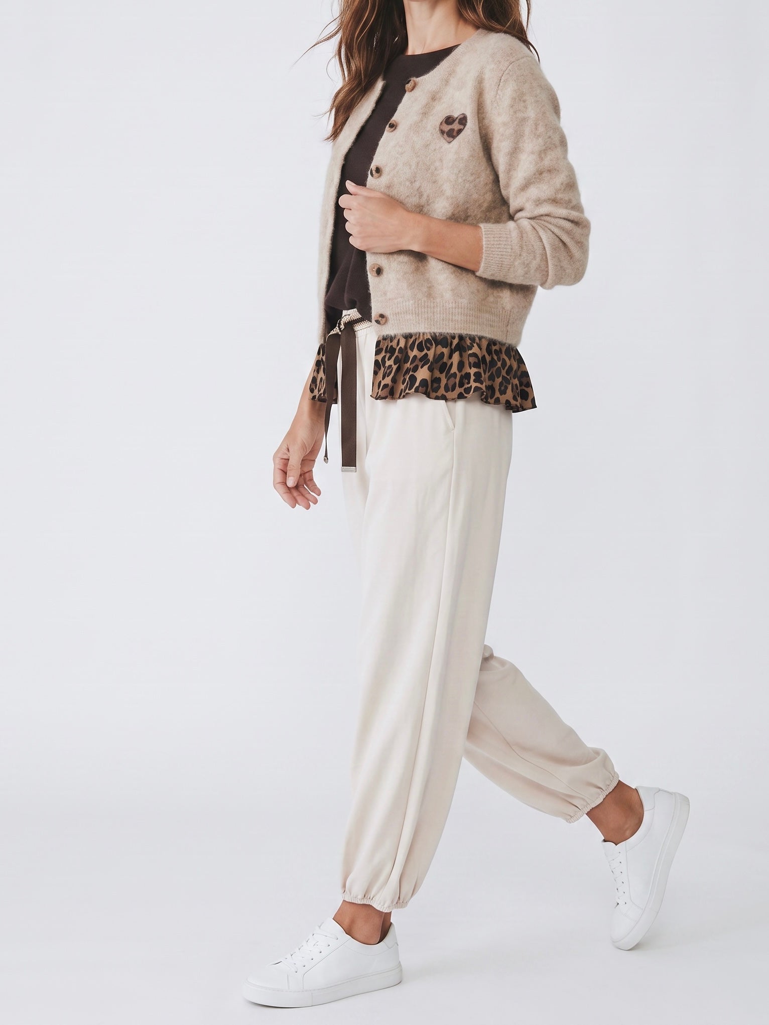 Esvivid Feinstrick - Jacke mit tollen „Animal Print“ Details in beige - melliert