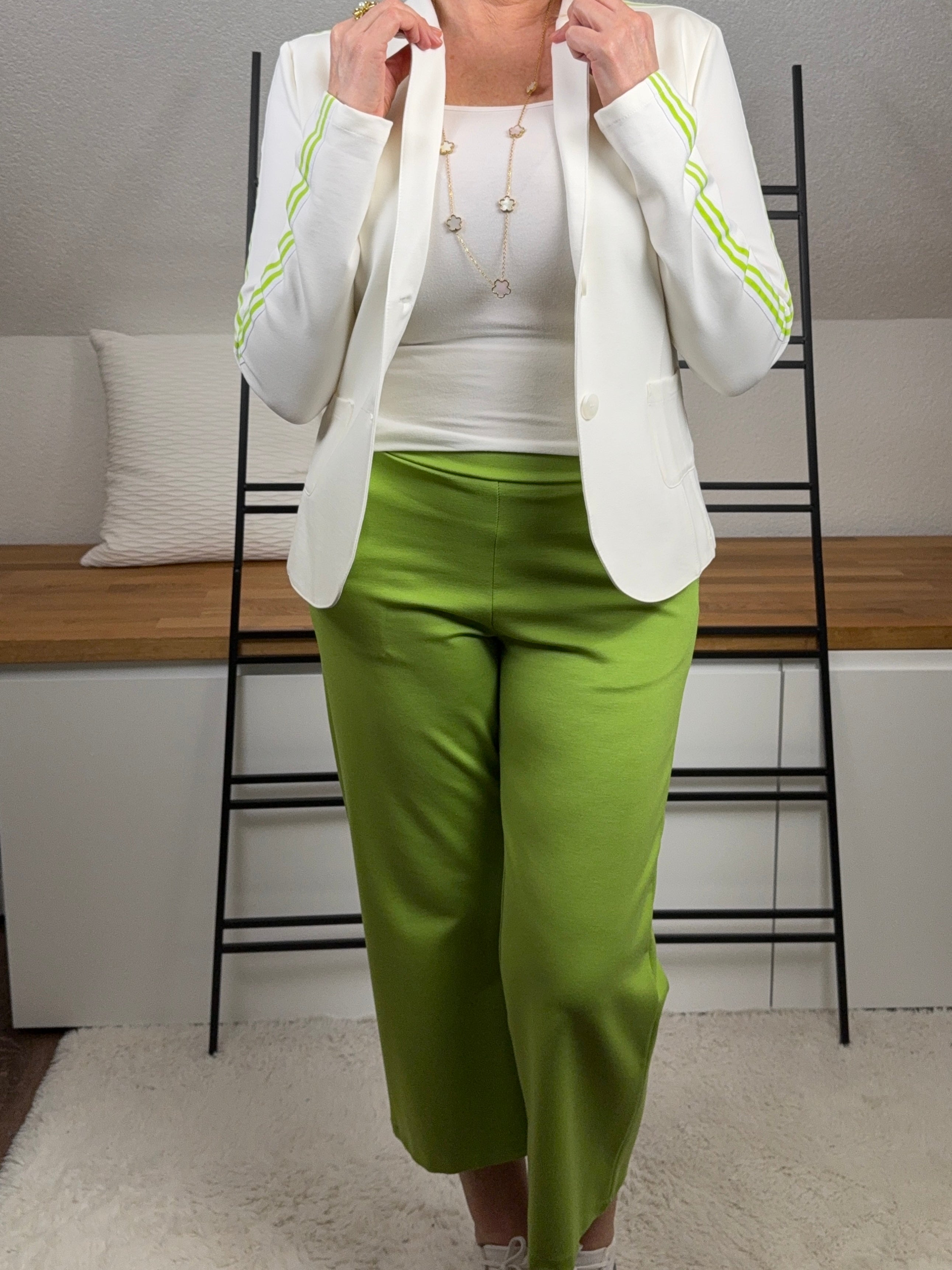 Culotte mit elastischem Bund von „Esvivid“ Gr. 38/40 in 2 Farben