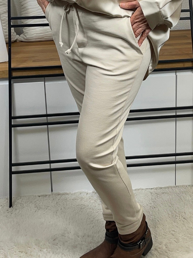 Jogpant Gr. 36 - 42 in hellbeige