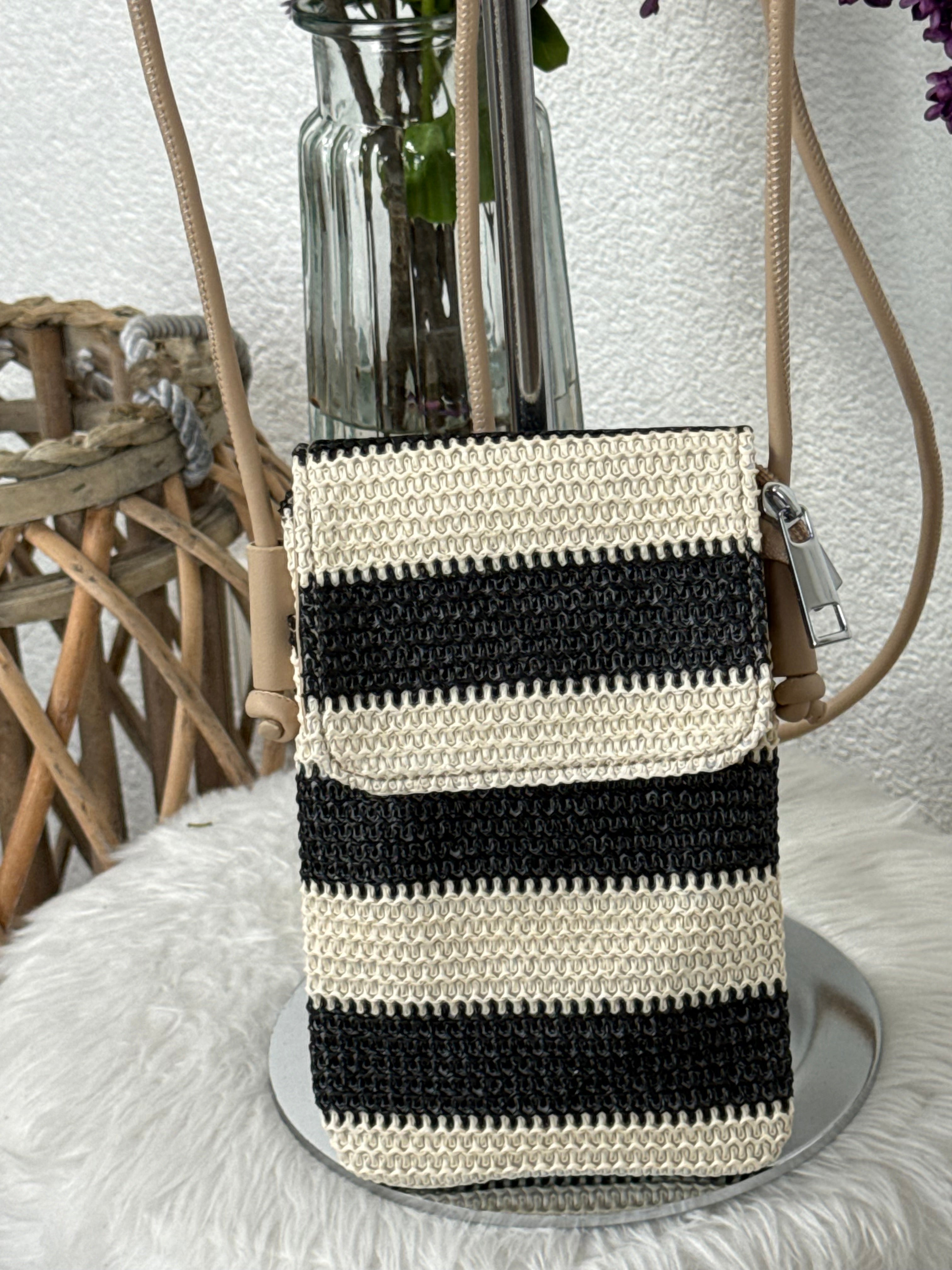 Kleine Schultertasche „Basti“ in 12 Varianten