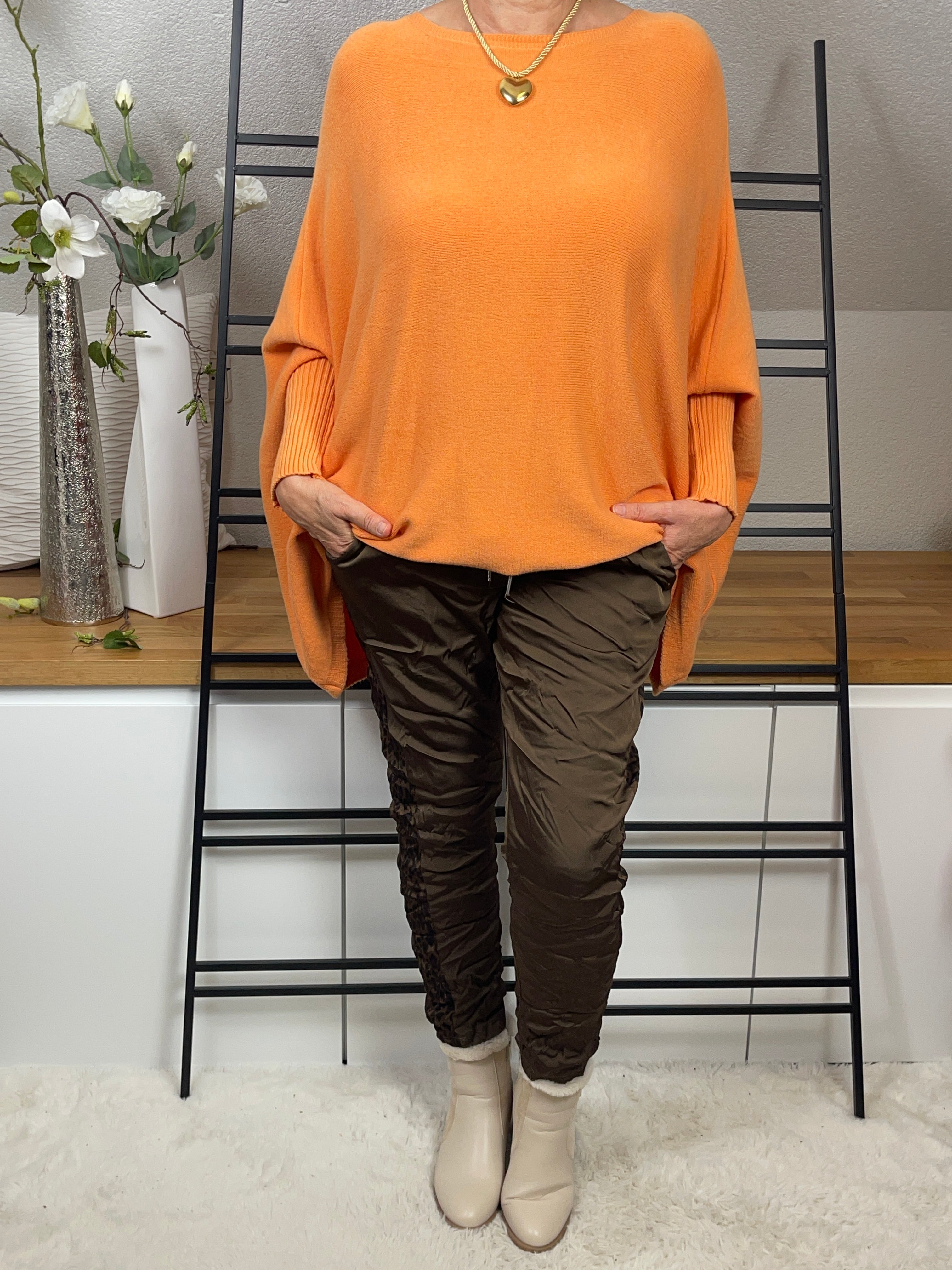 Damen - Jogpant „Shiney“ Einheitsgrösse Gr. 38 - 44 in 2 Farben