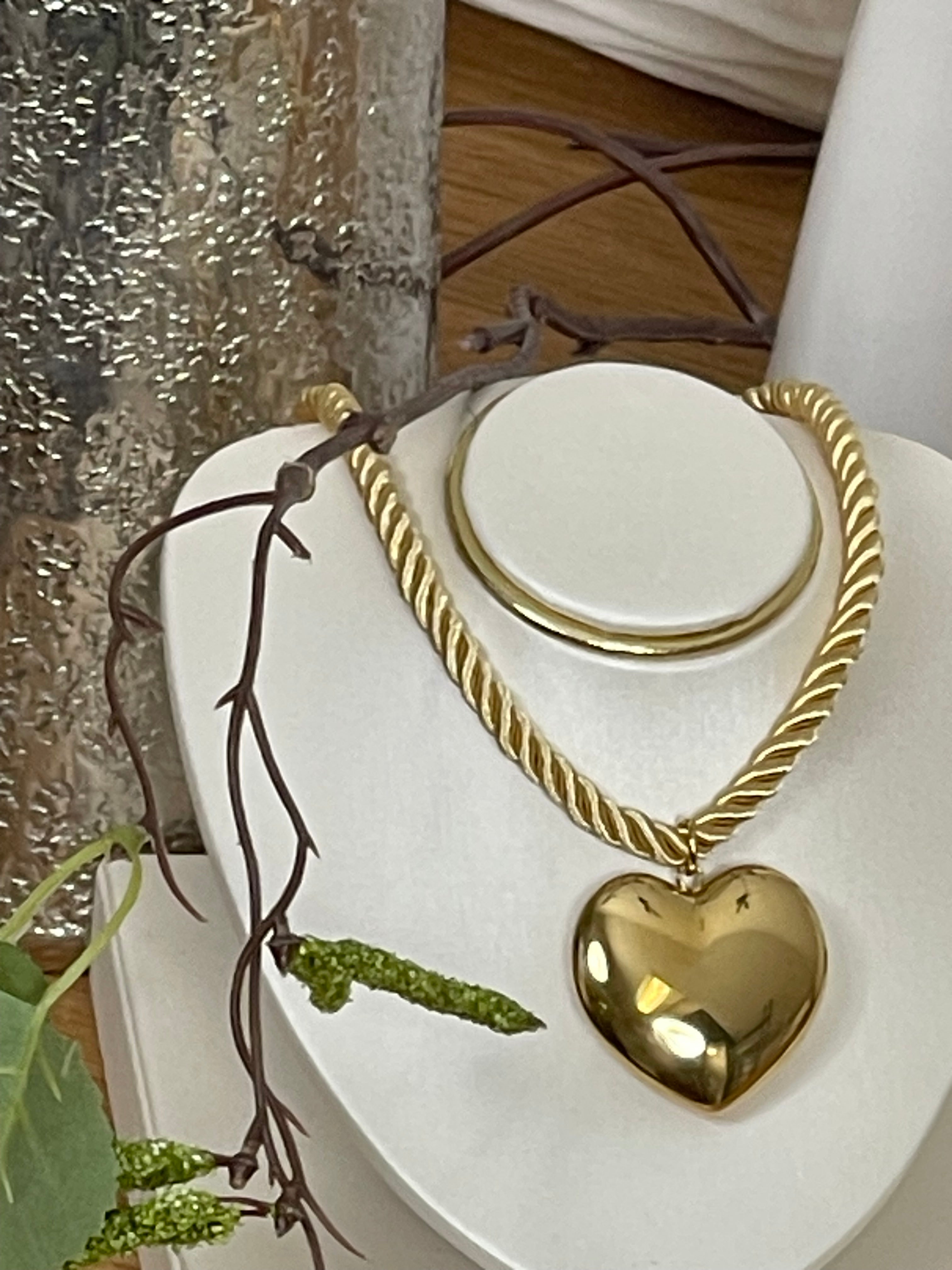 Elegante Kordel - Kette „Herz“ in 2 Farben