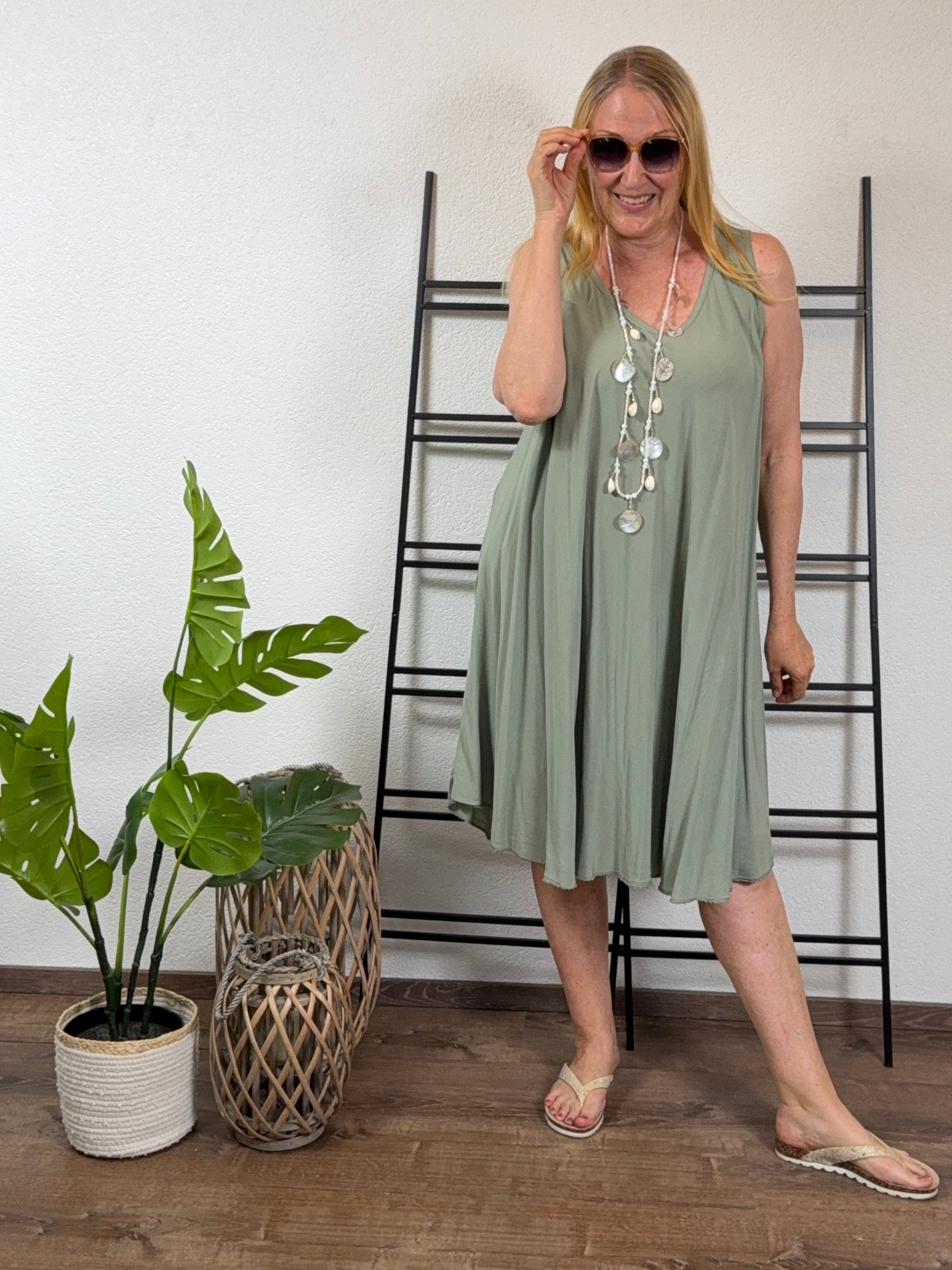 Ärmelloses Kleid Einheitsgröße Gr. 38 - 46 in 2 Farben
