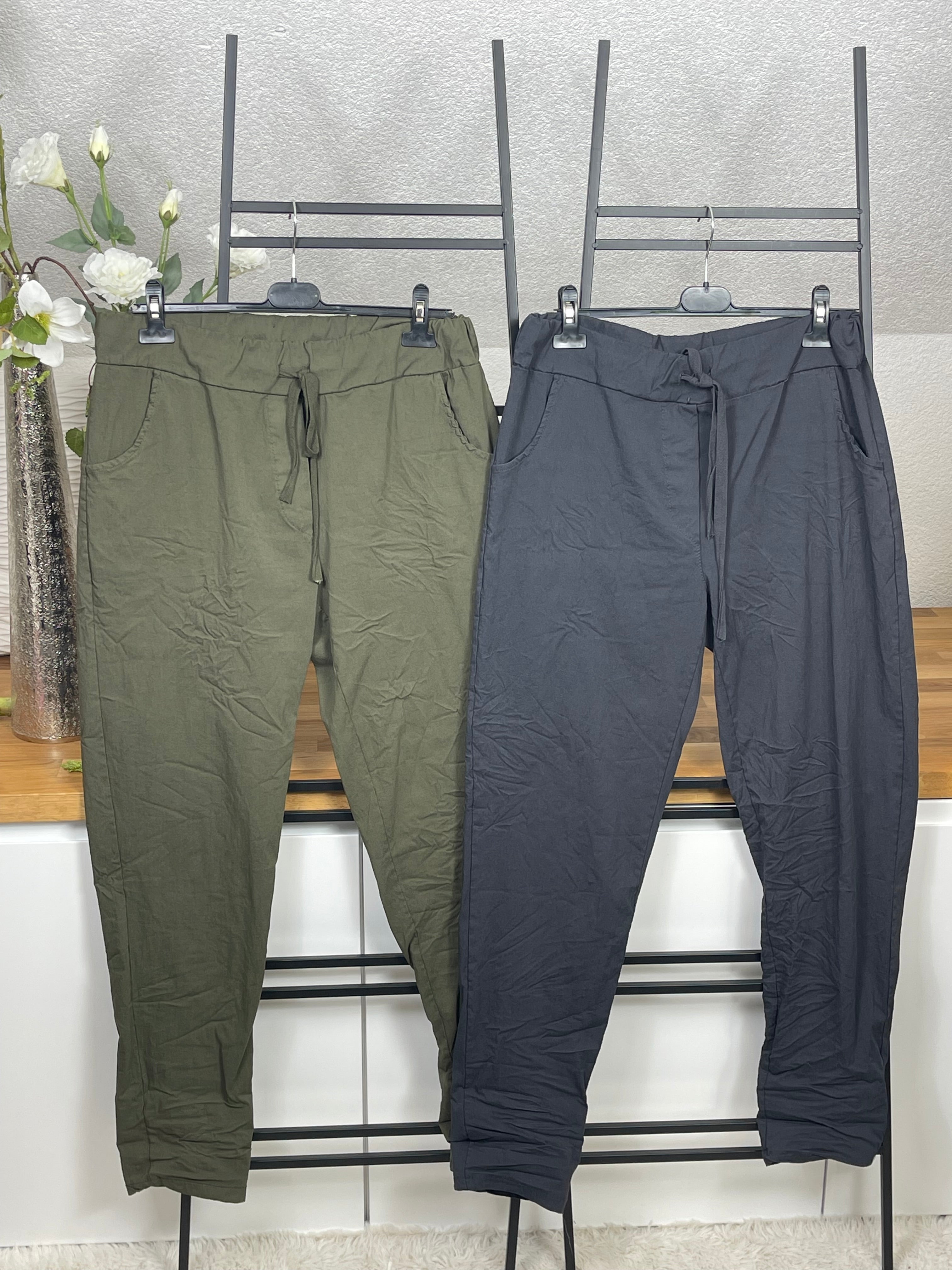 Damen - Jogpant „Basic“ Einheitsgrösse Gr. 42 - 48 in 3 Farben