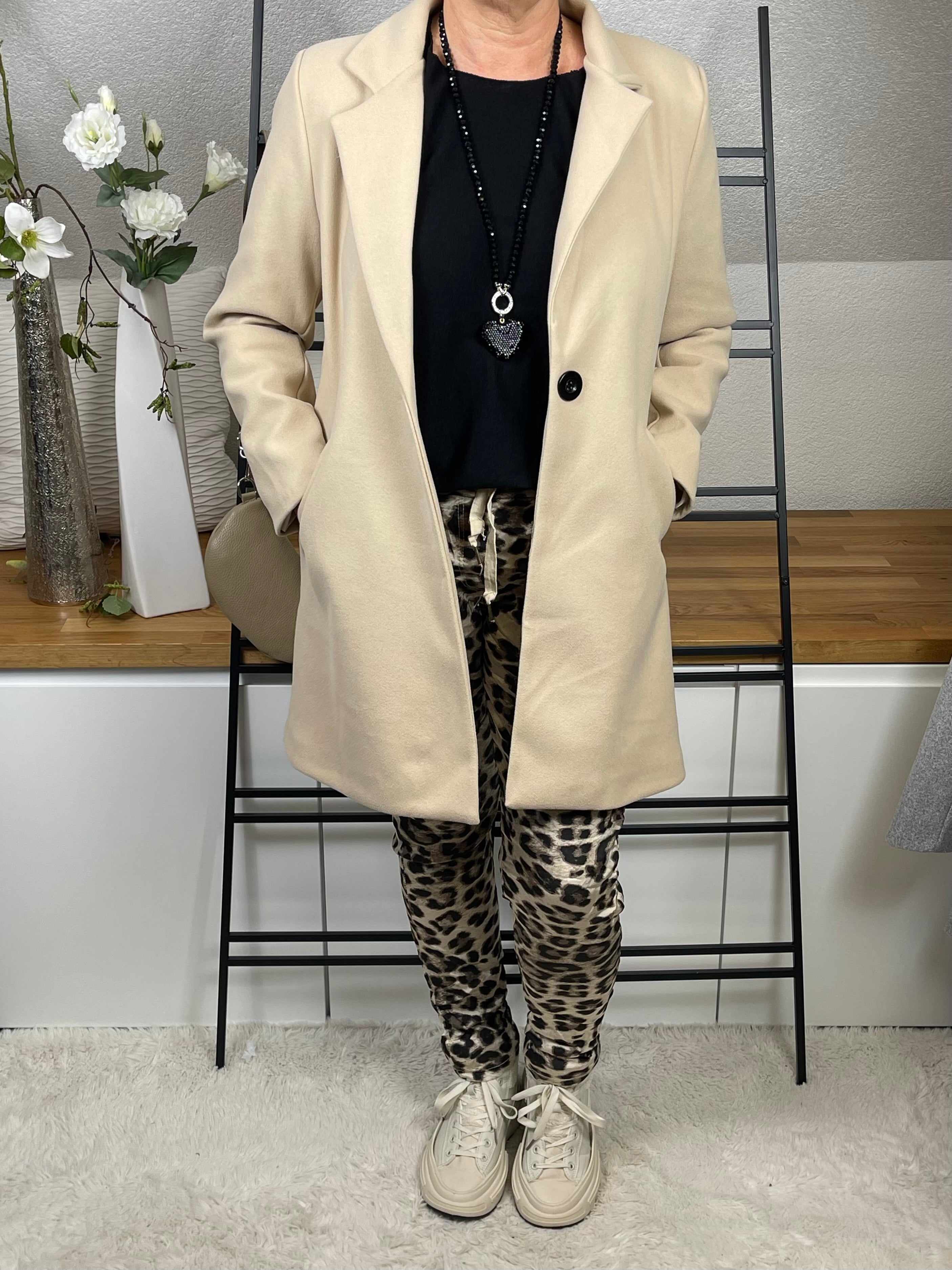 Eleganter Damen Kurz - Wollmantel Einheitsgrösse Gr. 36 - 42 in 2 Farben