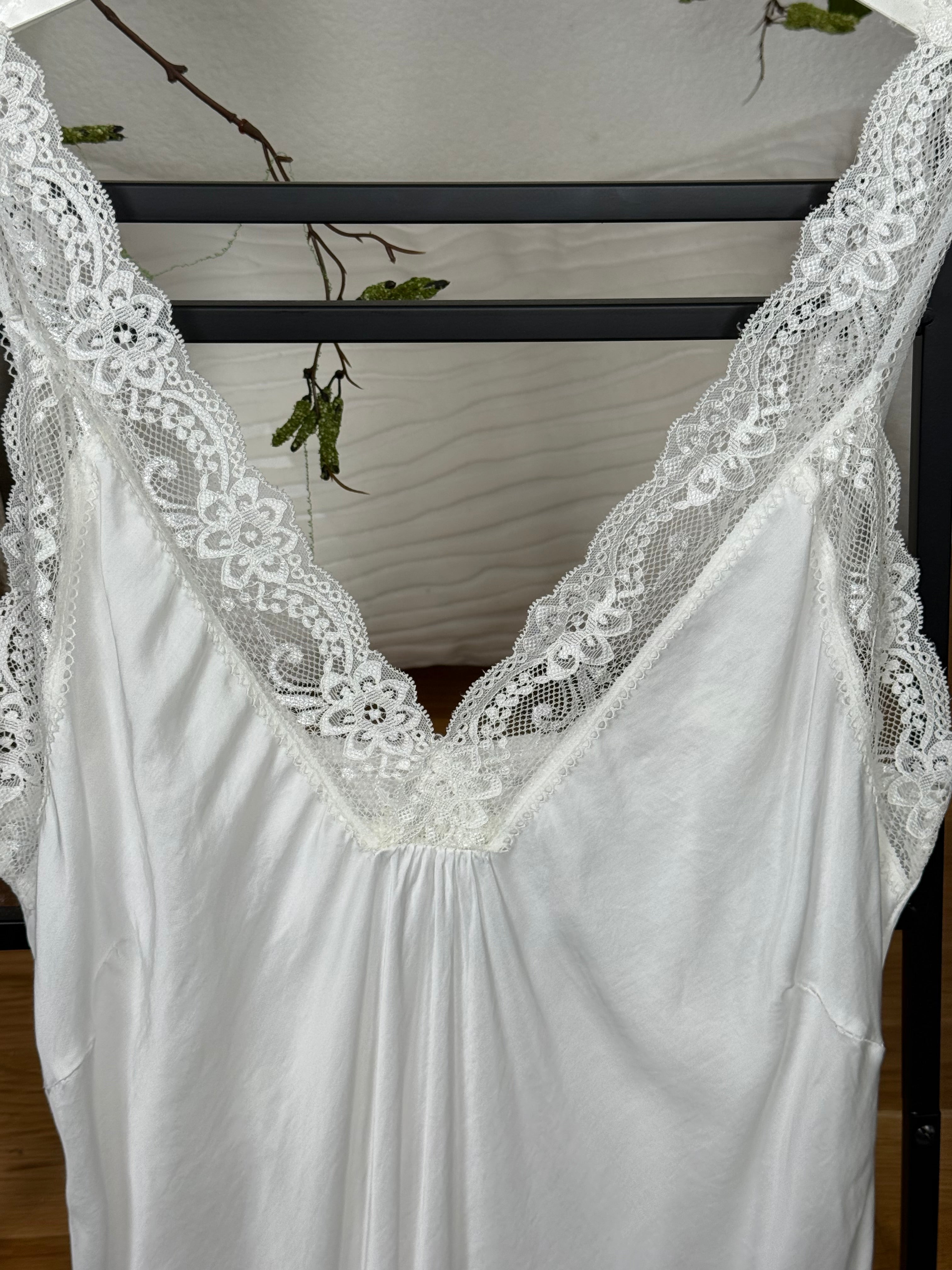 Edles Top mit Spitze Einheitsgröße Gr. 38 - 42 in weiß