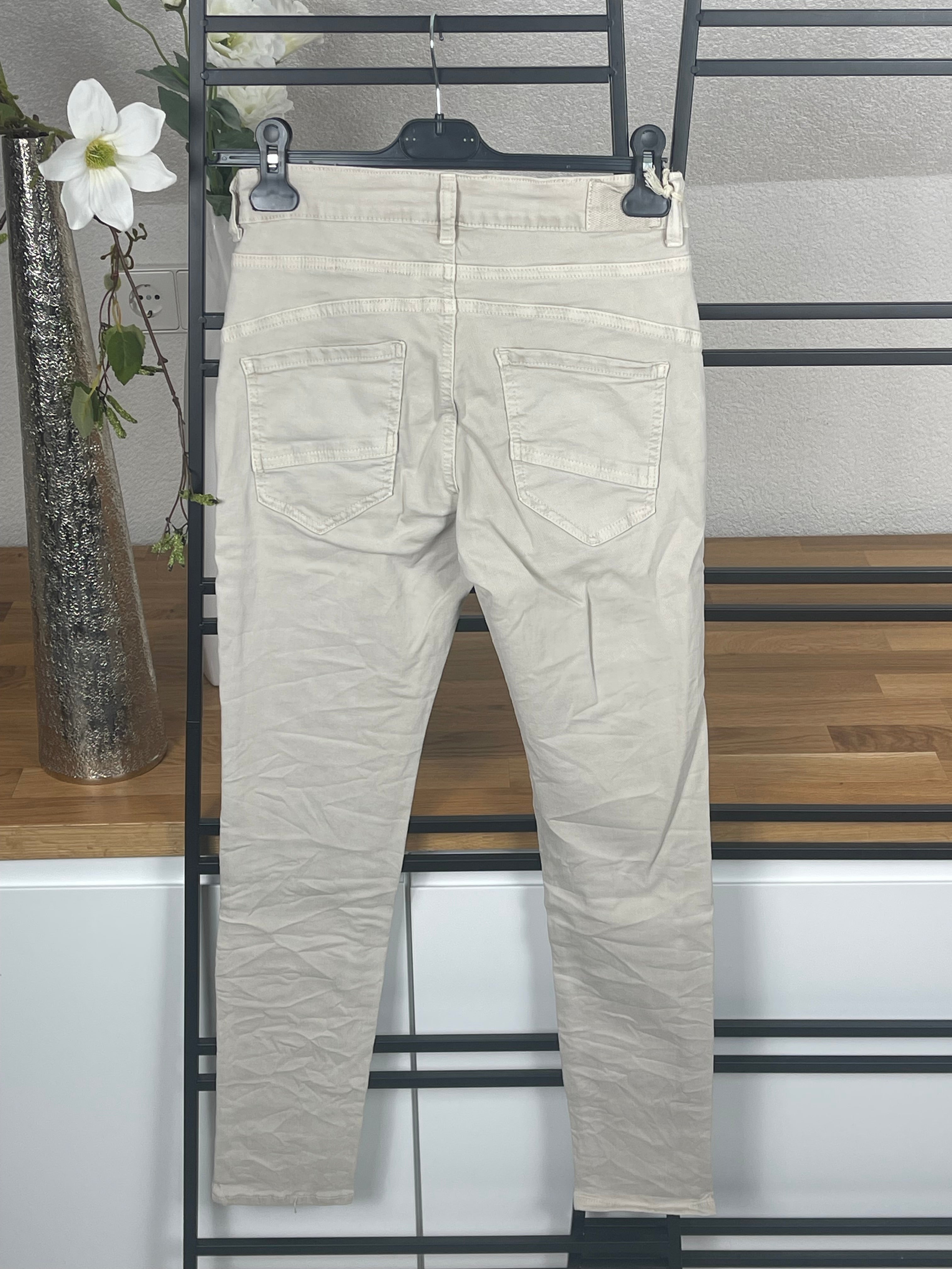 !!!!KEINE RETOURE MÖGLICH!!!!Damen - Skinny - Jeans in 2 Farben
