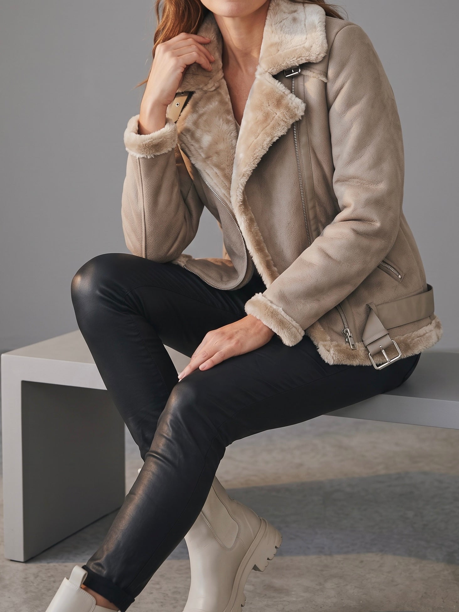 Hochwertige Biker - Jacke „Warmup“ in taupe