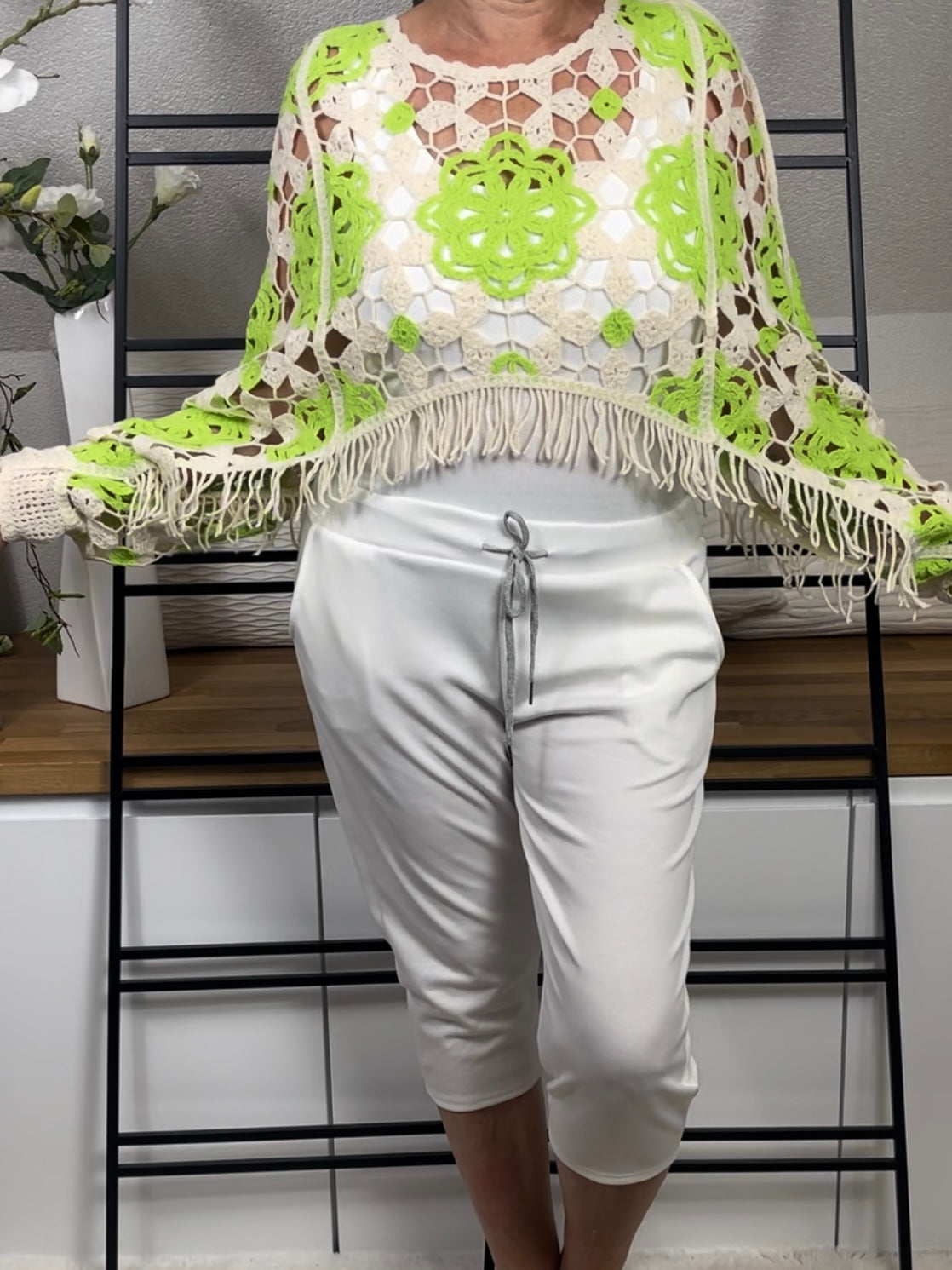Gehäkelter Überwurf - Poncho „Boho“ Einheitsgrösse Gr. 36 - 44 in 3 Farben