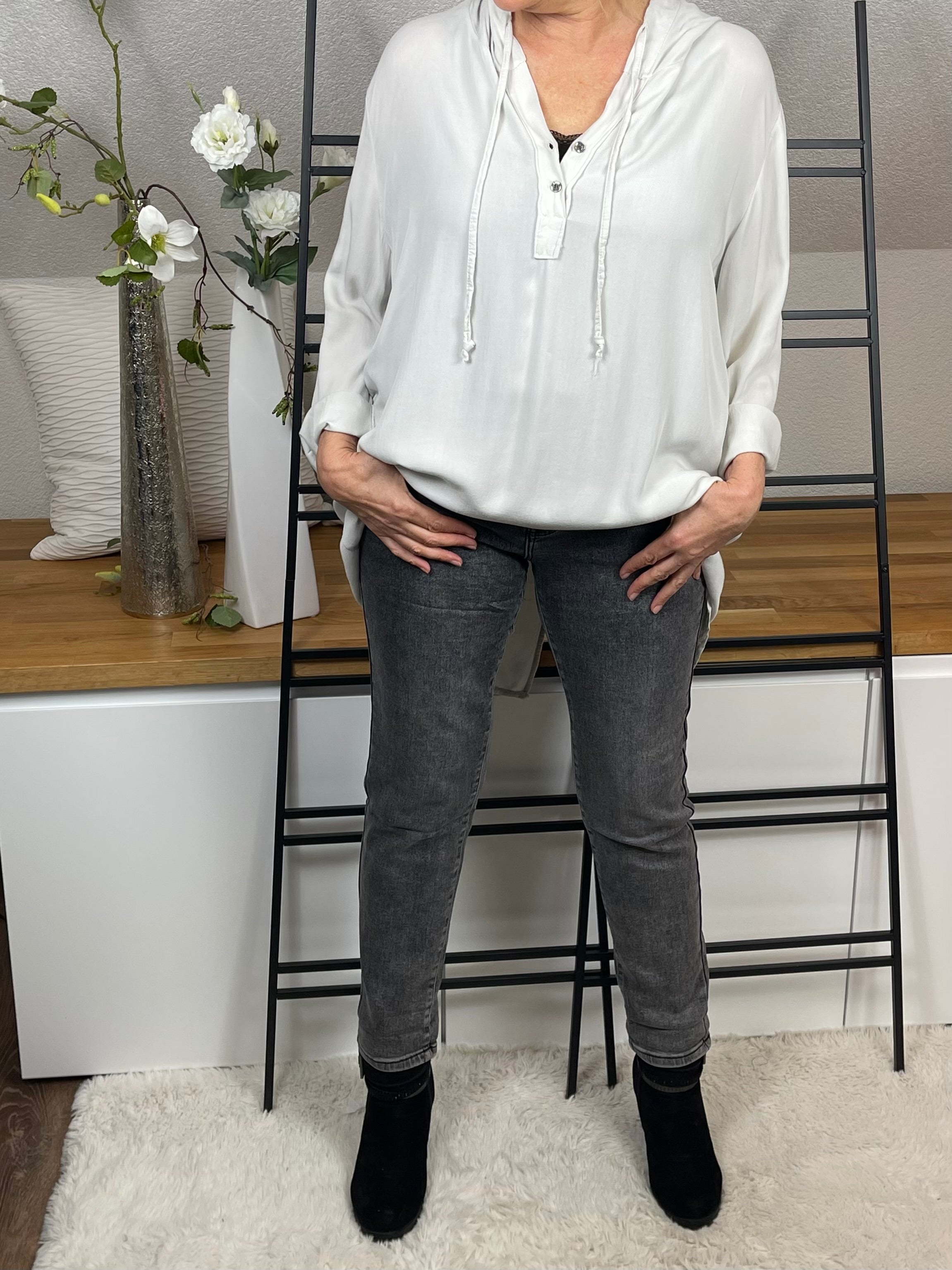 Damen Jeans mit schönem Farbverlauf Gr. 38 bis 48 in dunkelgrau