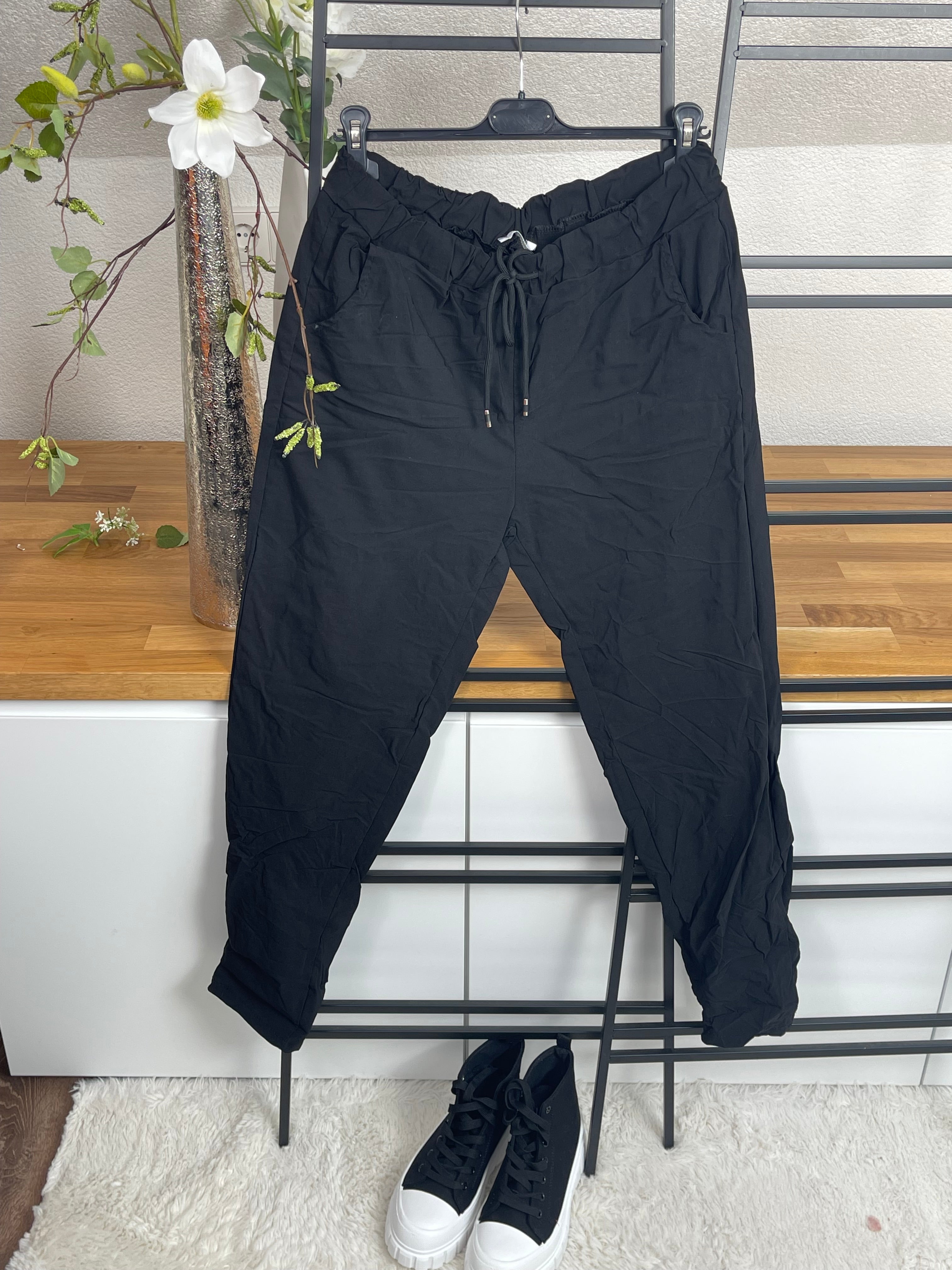 !!!!KEINE RETOURE MÖGLICH!!!! Jogpant „Basic“ Einheitsgröße Gr. 44 - 48+ in zehn Farben