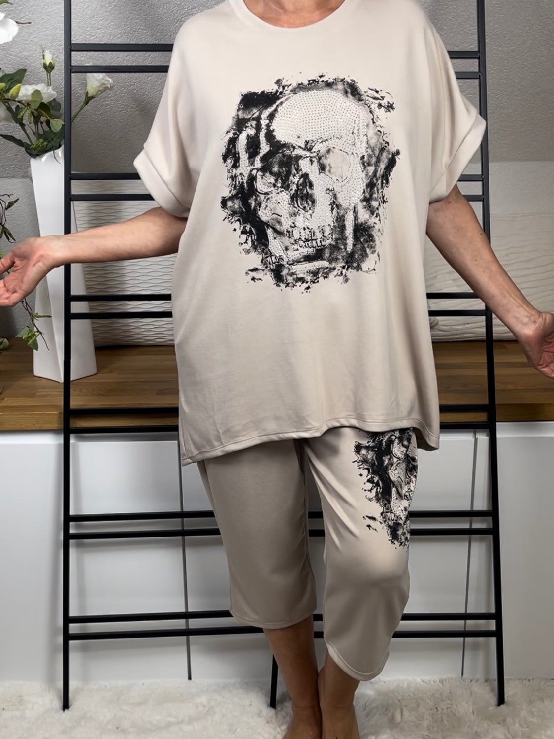 Damen T - Shirt „Fluffi Skull“ Einheitsgrösse Gr. 42 - 48 in 6 Farben