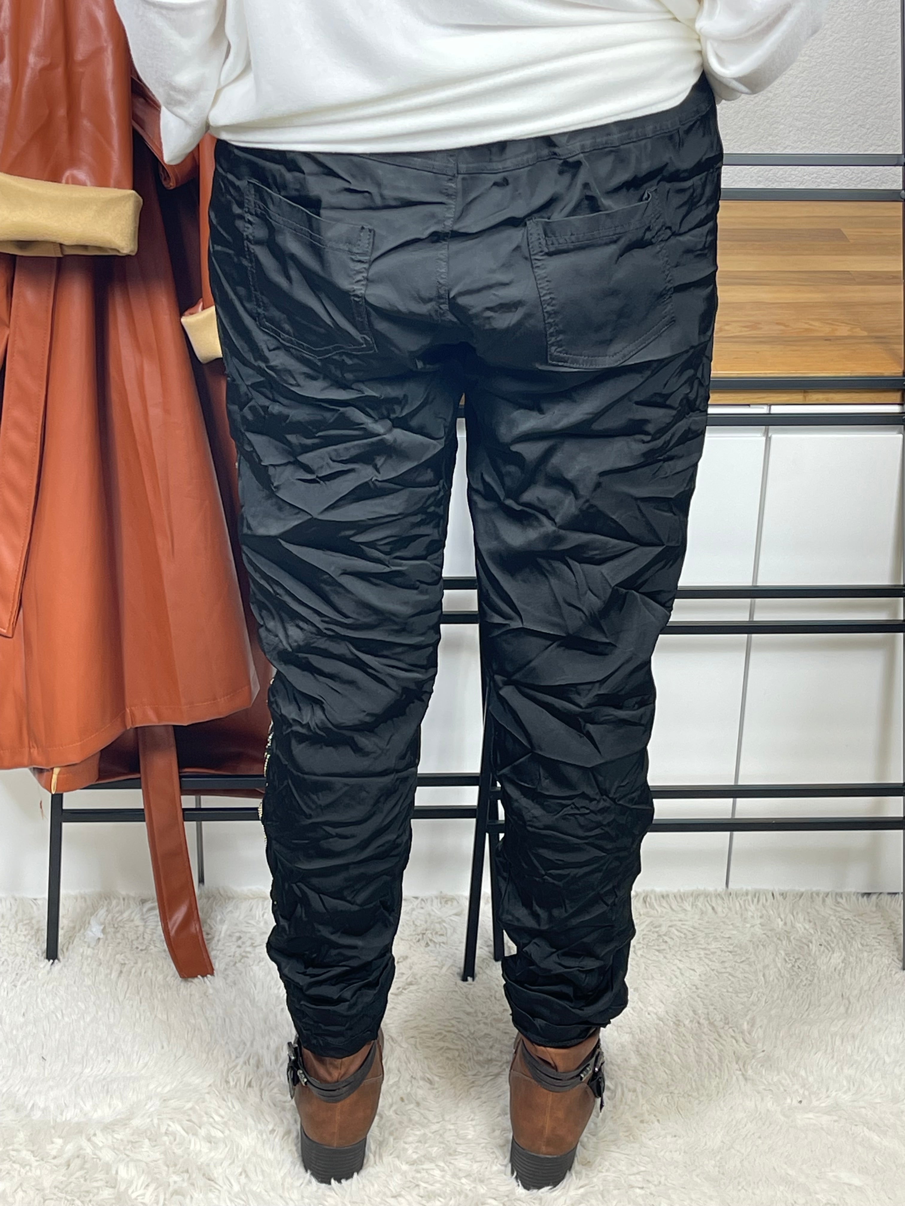 Damen - Jogpant „Shiney“ mit Animal Glitzer Streifen Einheitsgrösse Gr. 44 - 52 in schwarz