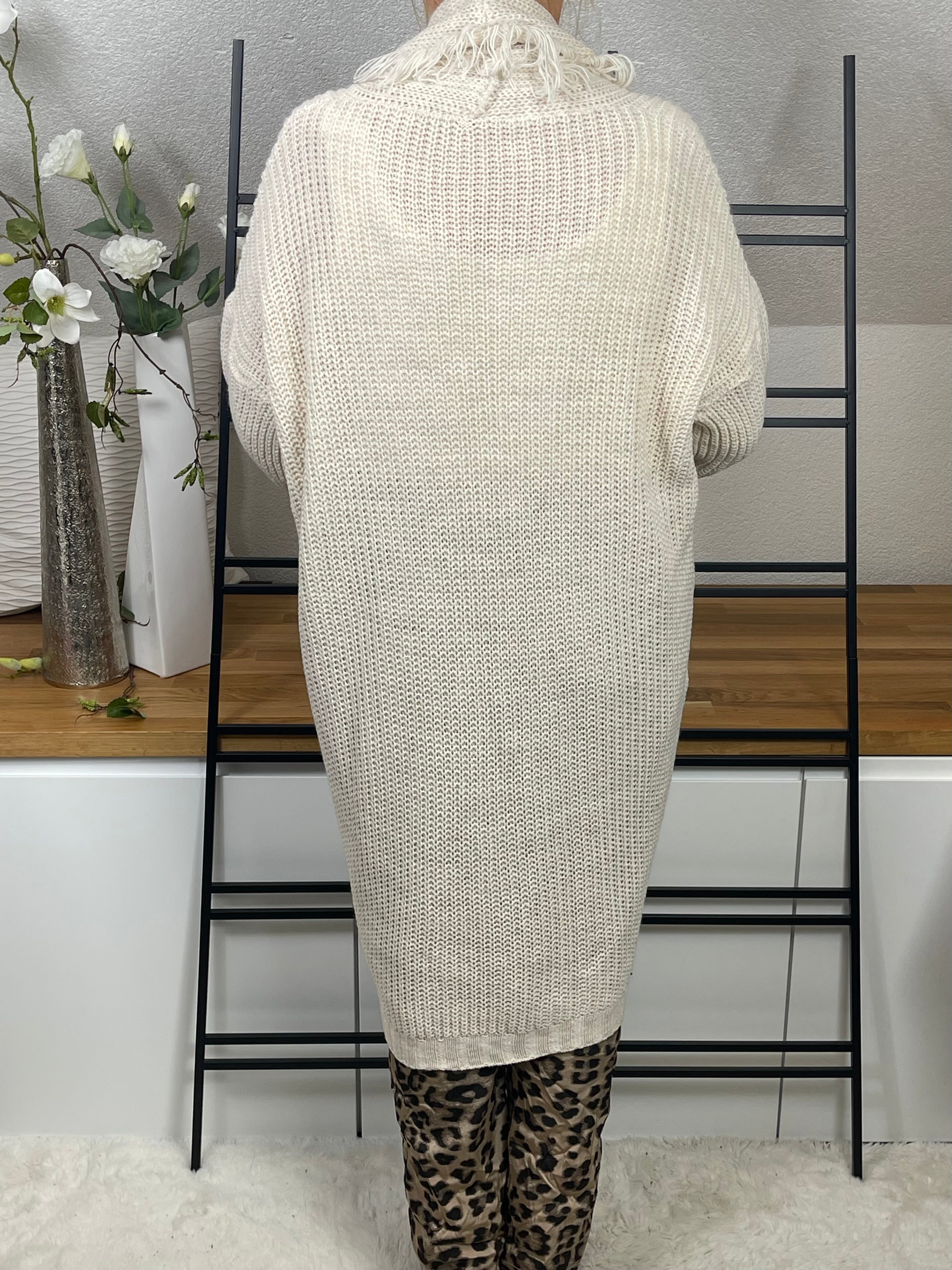 Damen Strickmantel mit Brosche Einheitsgrösse Gr. 38 - 54 in 7 Farben