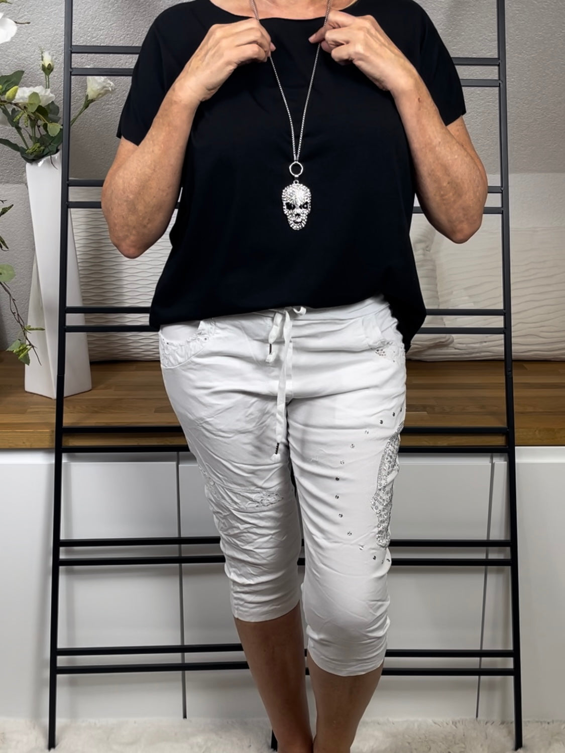 Damen  3/4 Jogpant „Skull“ Einheitsgrösse Gr. 36 - 42 in 2 Farben