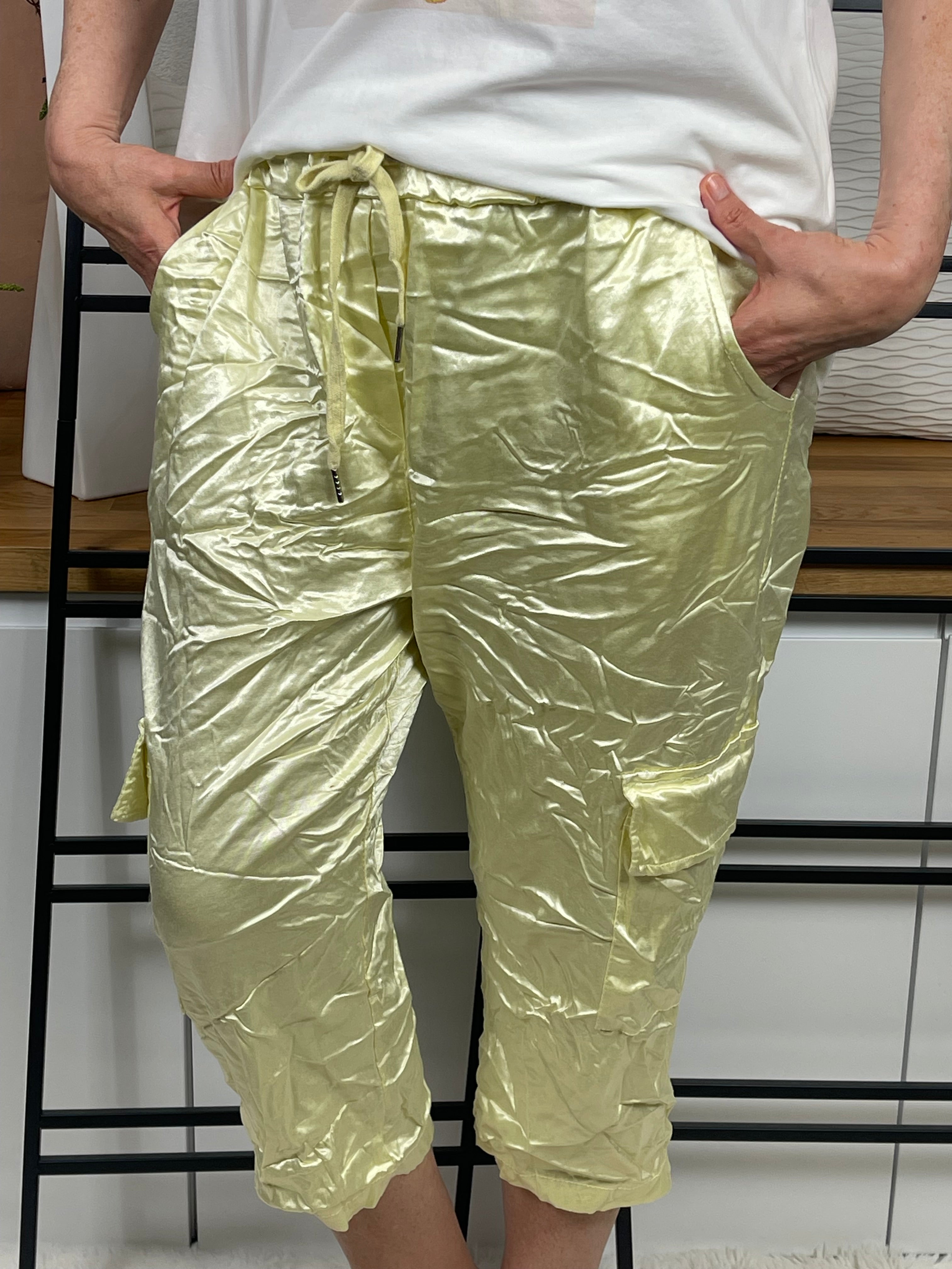 !!!!KEINE RETOURE MÖGLICH!!!!Damen - 3/4 Jogpant „Cargo - Shiney“ Einheitsgrösse Gr. 42 -48+ in 11 Farben