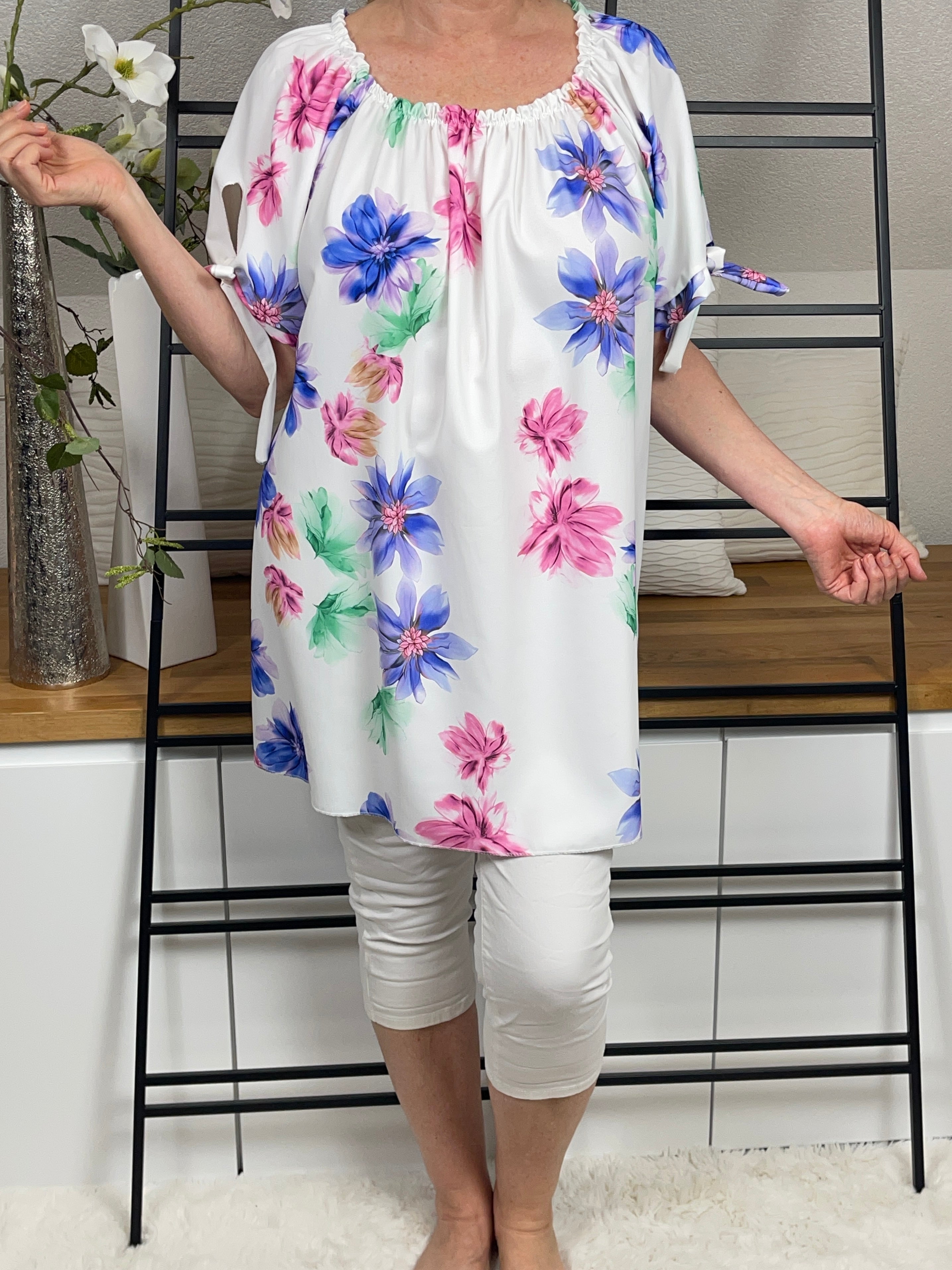 !!!!KEINE RETOURE MÖGLICH !!!!Damen Tunika „Flower Print“ Einheitsgrösse Gr. 44 - 48+ in 2 Farben