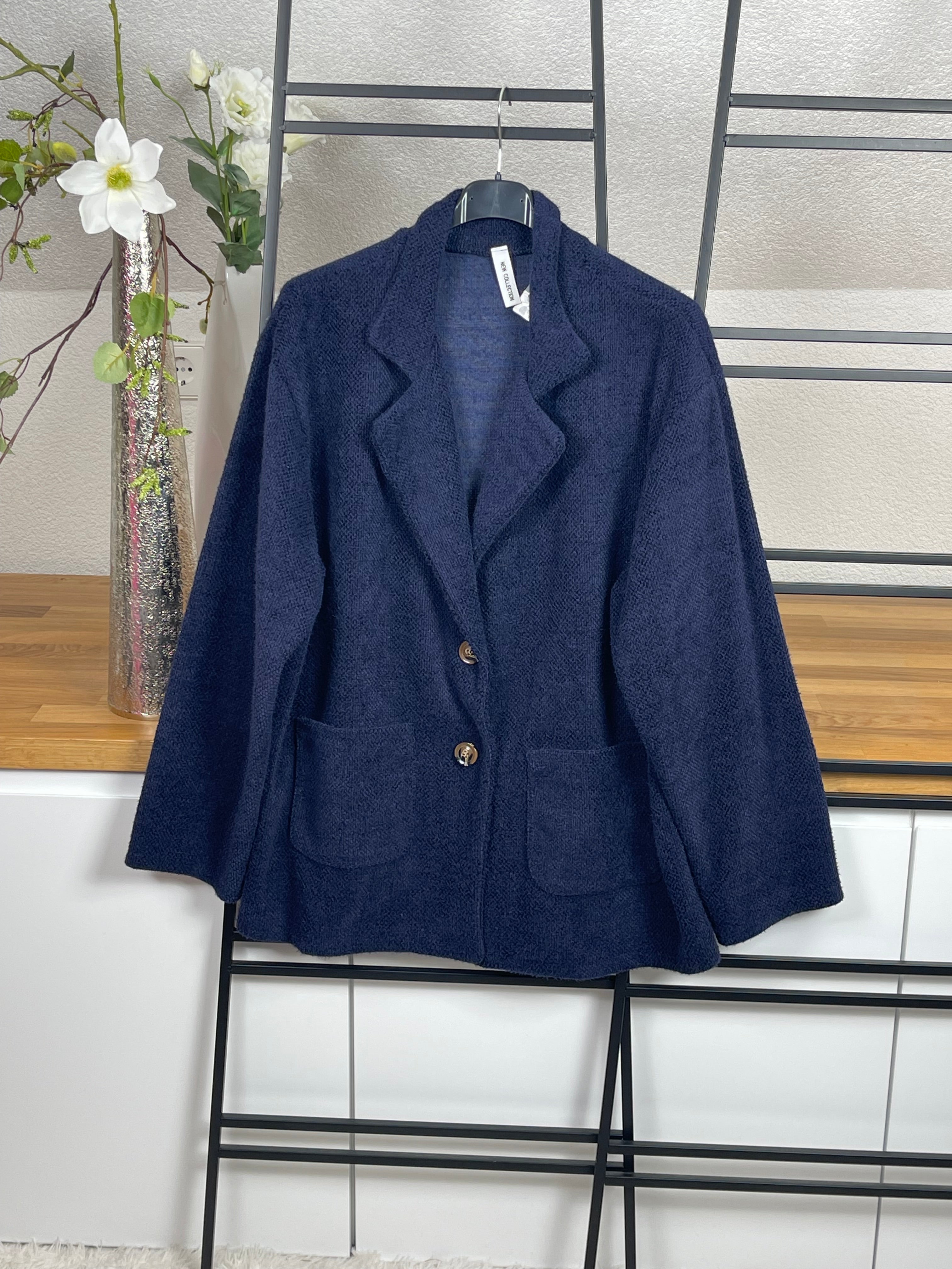 !!!!KEINE RETOURE MÖGLICH!!!! 
Blazer „Chic“ Einheitsgrösse Gr. 42- 46