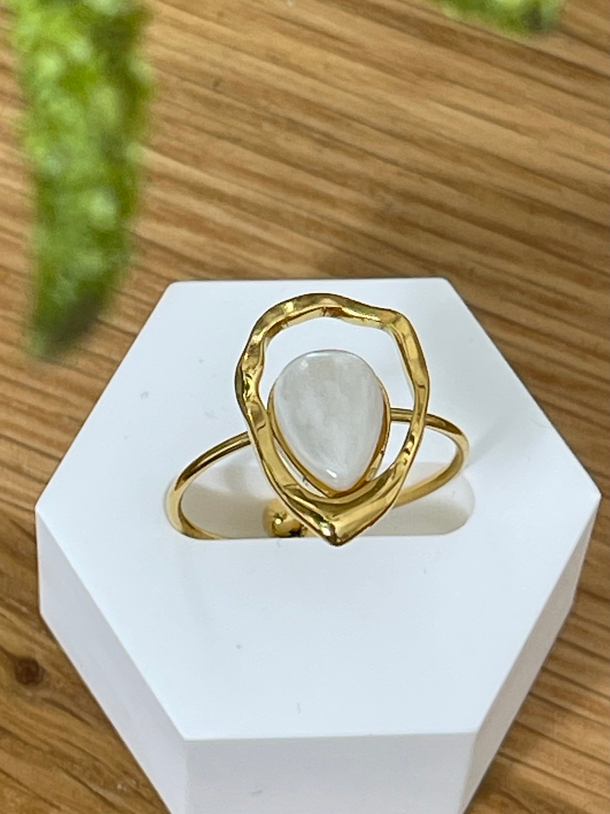 Verstellbarer Edelstahl Fingerring mit Perlmutt in gold, verschiedene Modelle