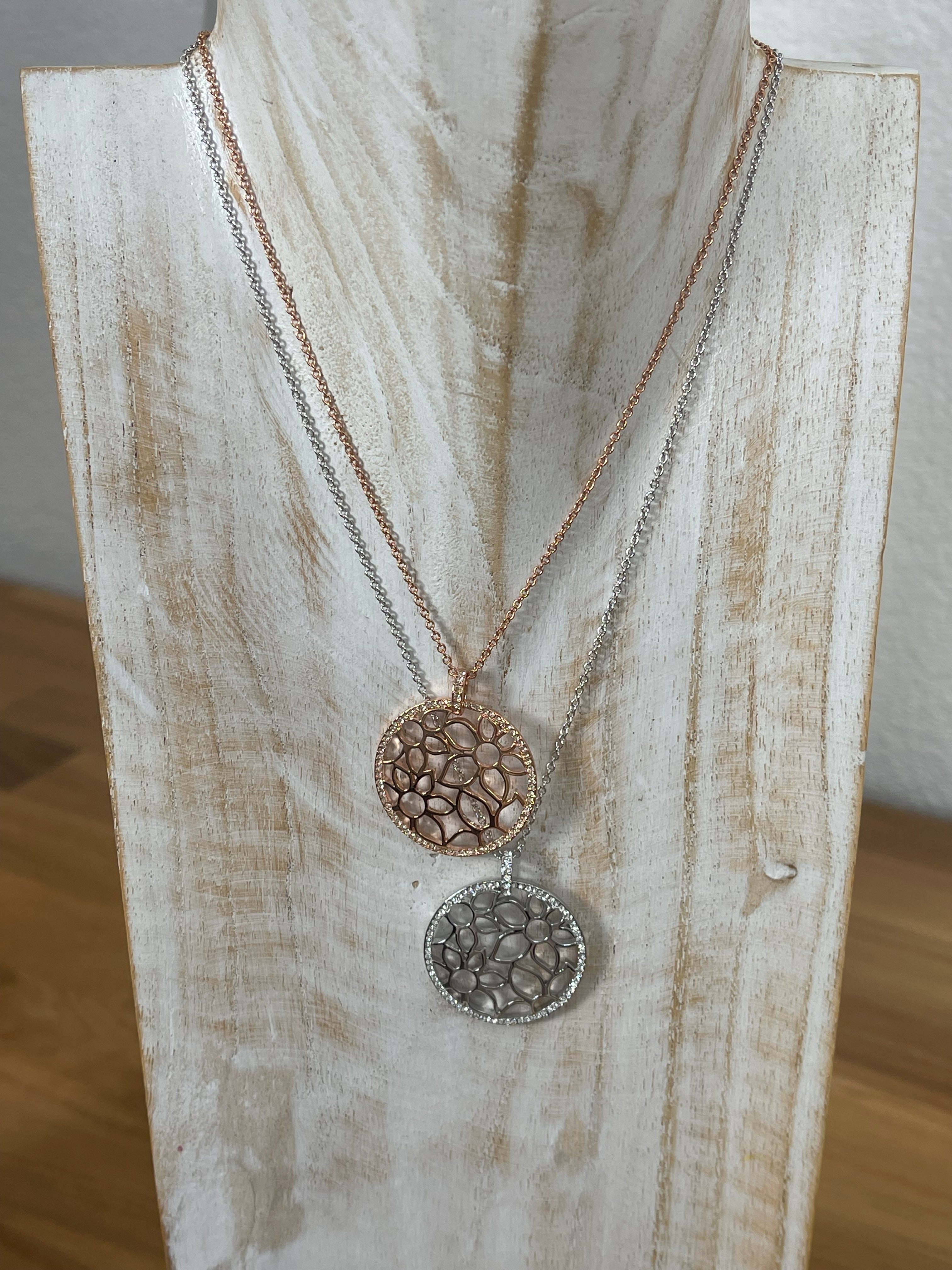 Kette „Blüte“ von „Fiorelli“