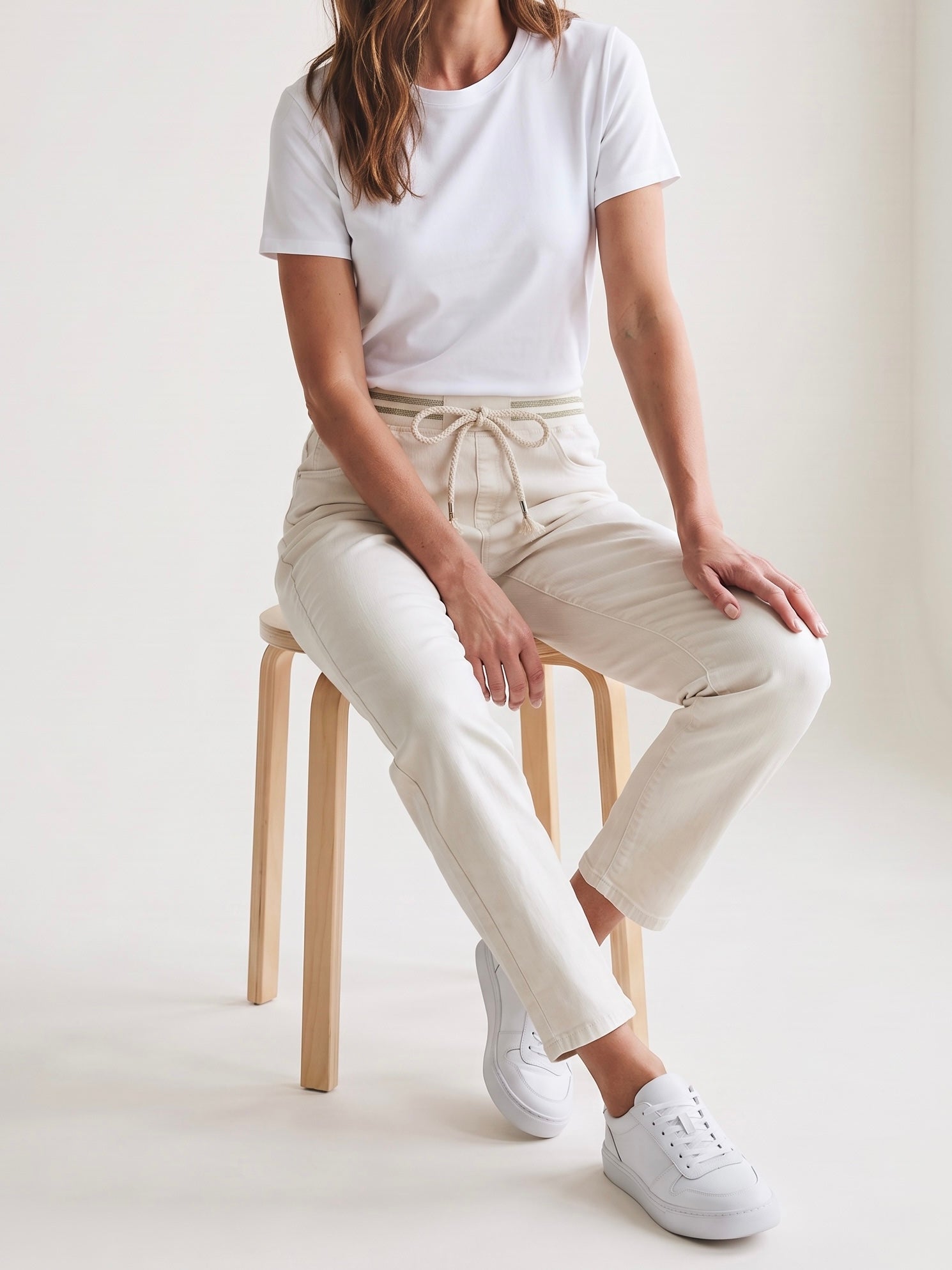 Jeans mit Kordelzug in 3 Farben