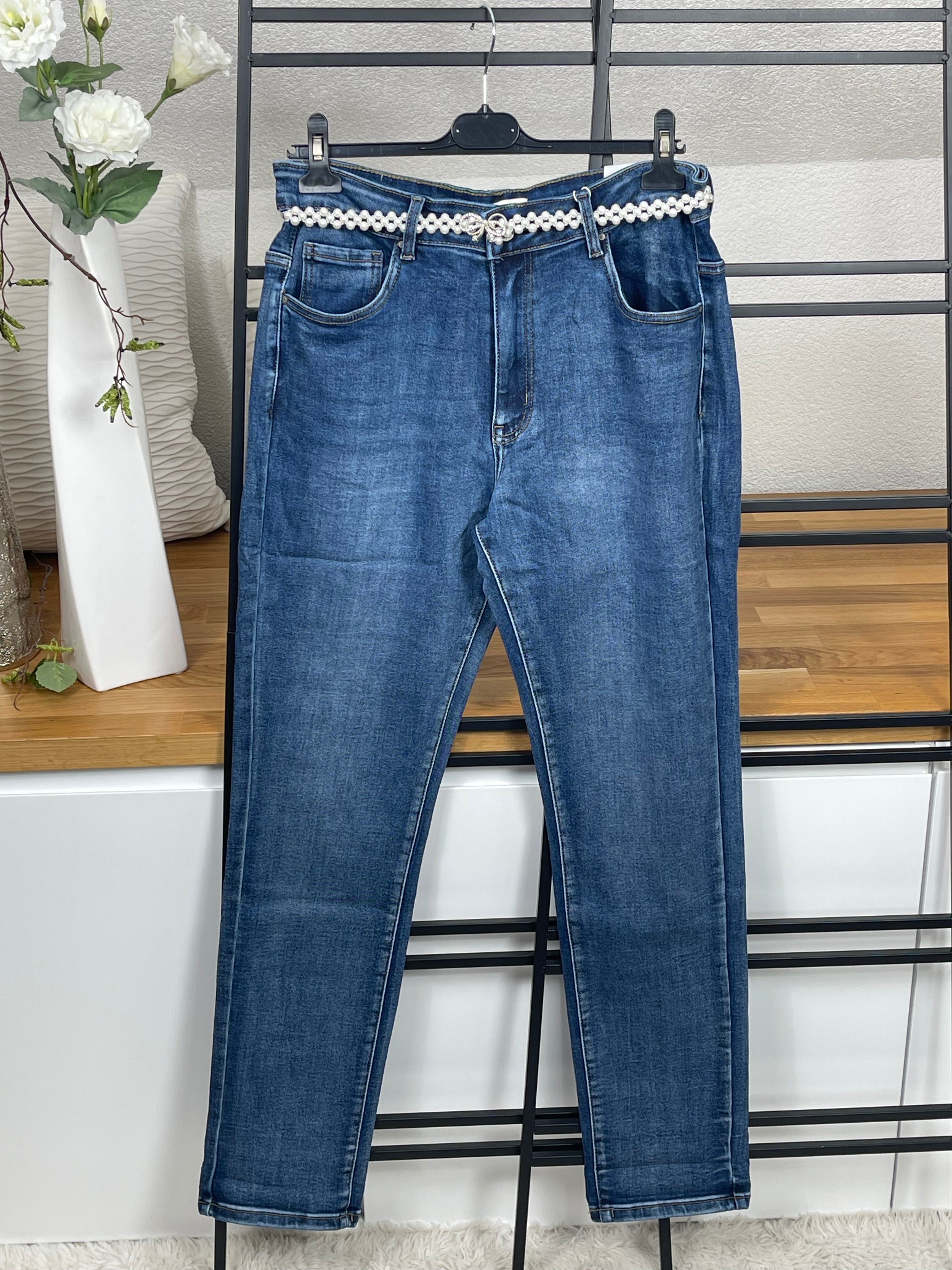 Damen Jeans mit elegantem „Perlengürtel“ Gr. 38 - 48 in blau