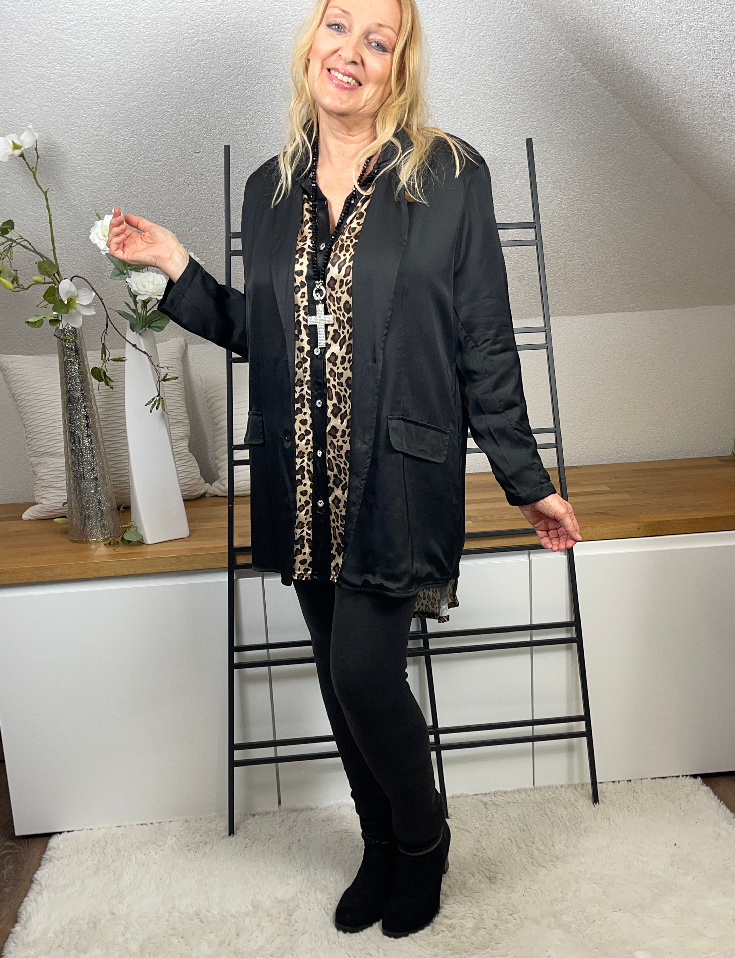 Hochwertiger eleganter Damen Blazer von „Esvivid“ Einheitsgröße Gr. 38 - 44