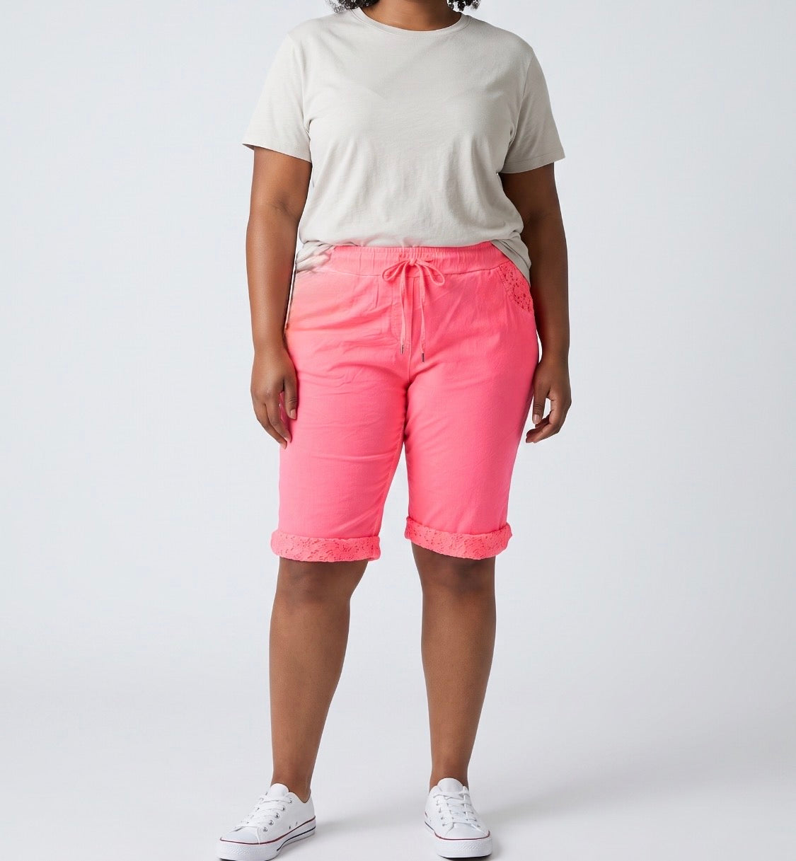 3/4 Jogpant - Short mit Spitze in Neonkoralle