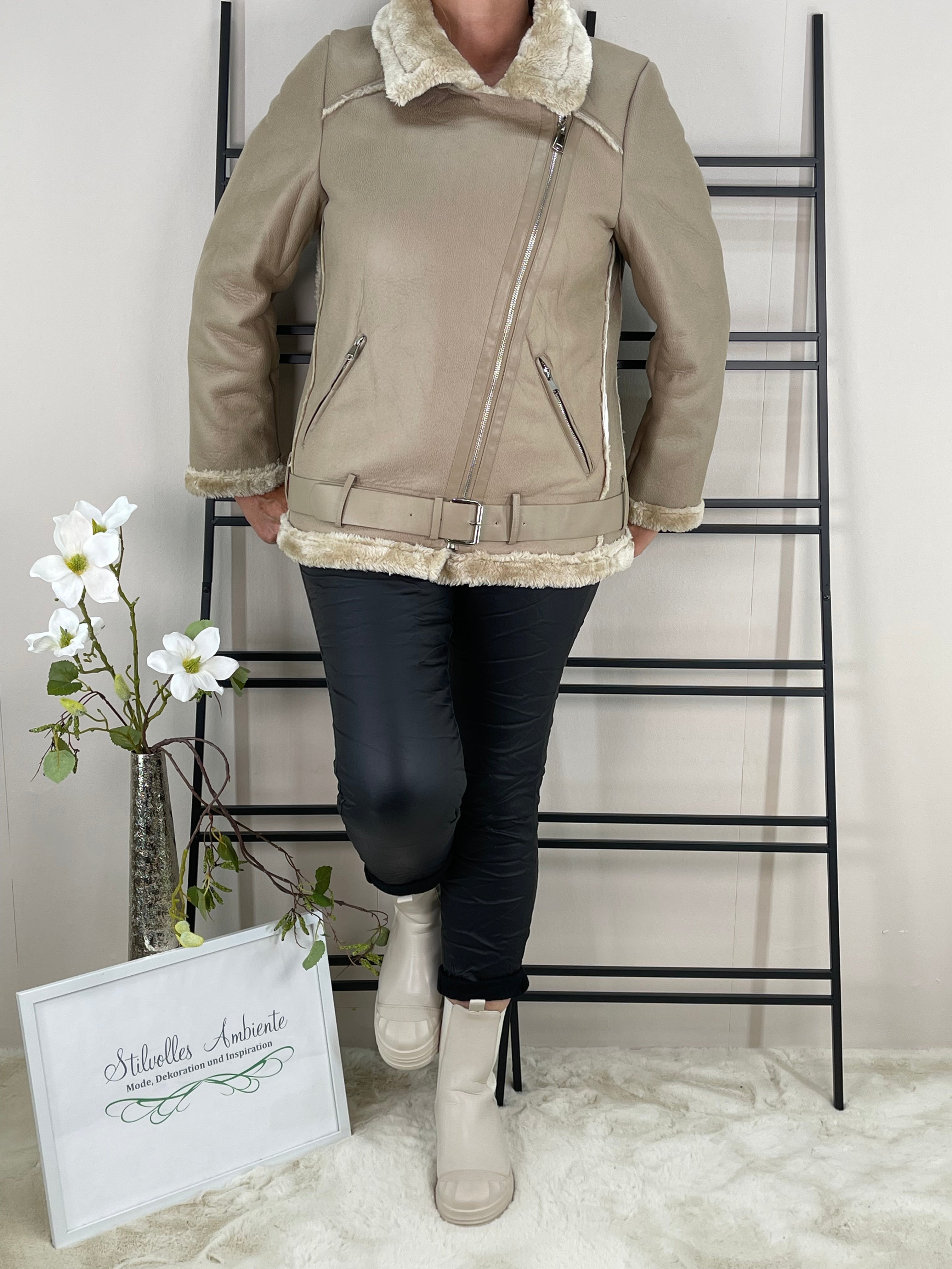 Jacke „Warmup“ Gr. 36 - 40/42