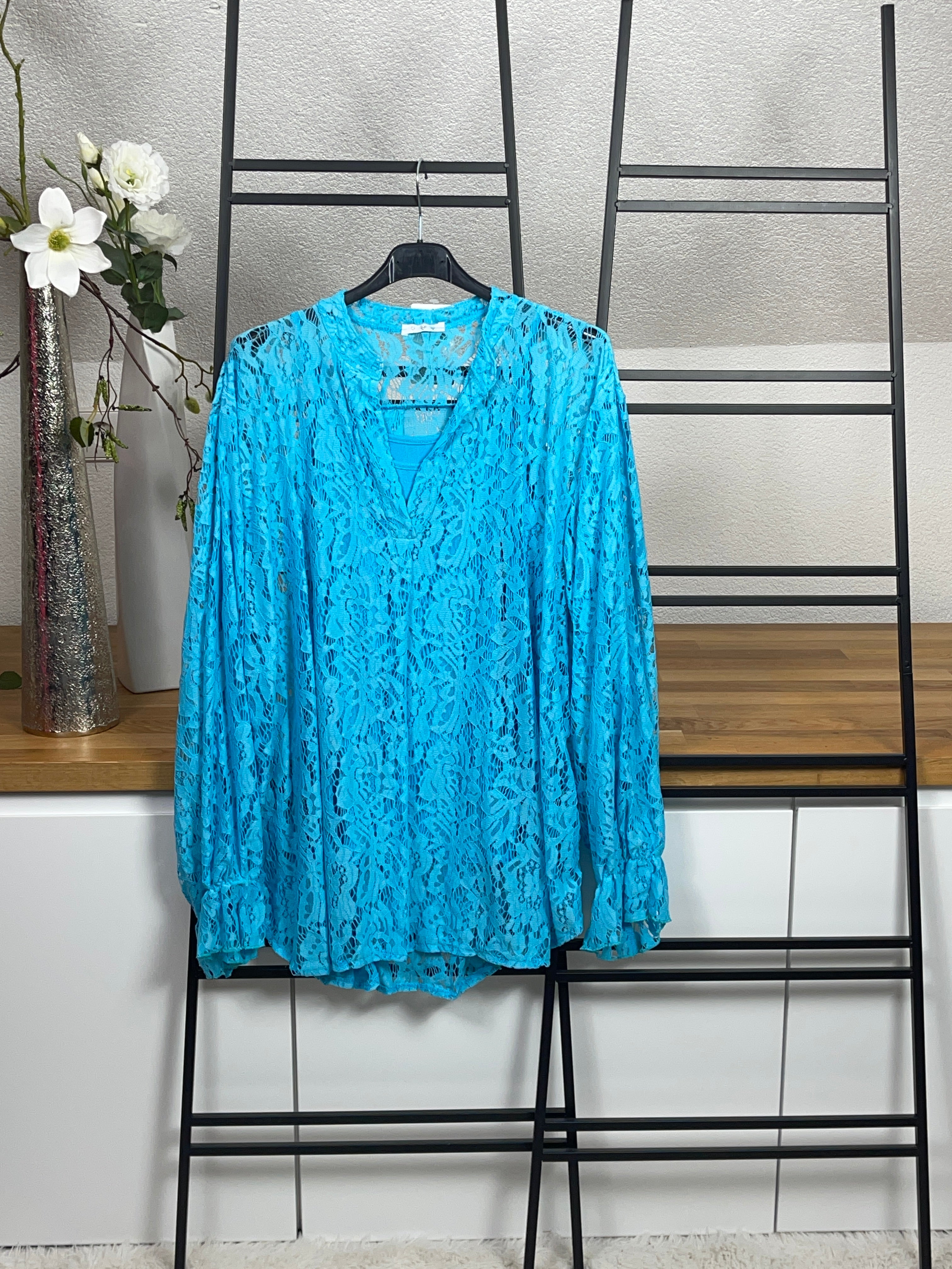 !!!!KEINE RETOURE MÖGLICH !!!!Elegante Damen Bluse mit Spitze Einheitsgröße Gr. 42 - 48 in 2 Farben