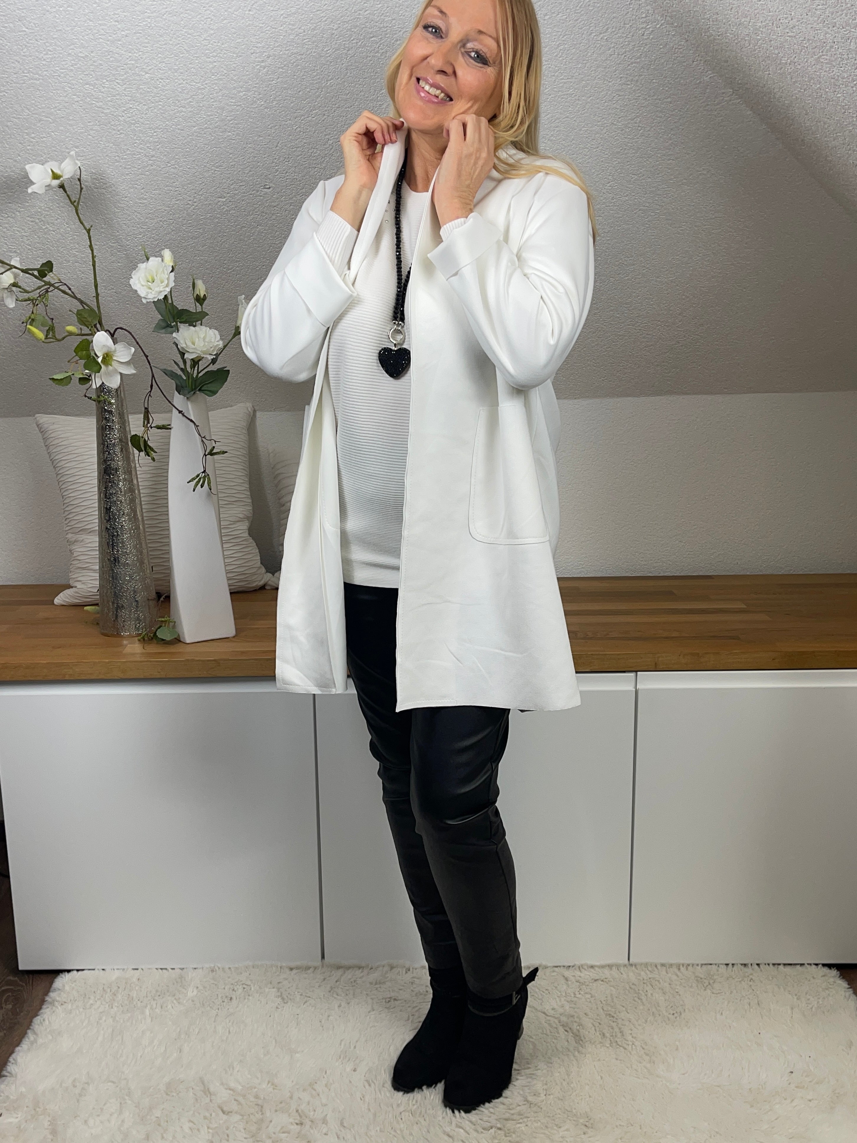 Eleganter Feinstrick Off - Shoulder Pullover mit Glitzer und Pailletten Einheitsgröße Gr. 38 - 42 in 2 Farben