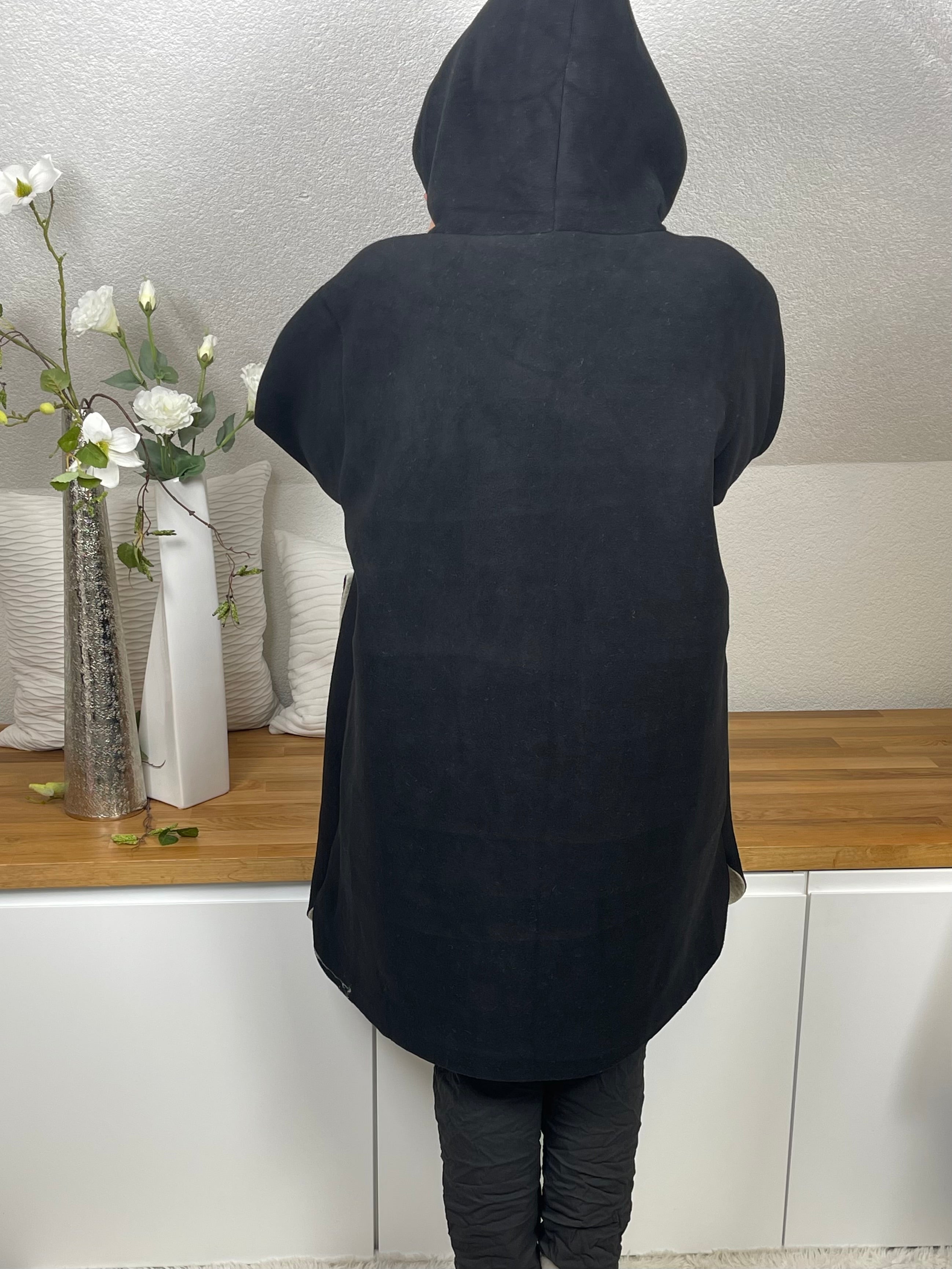 Molliger Damen Mantel in Wildlederoptik mit Kapuze Einheitsgröße 44 - 50 in schwarz