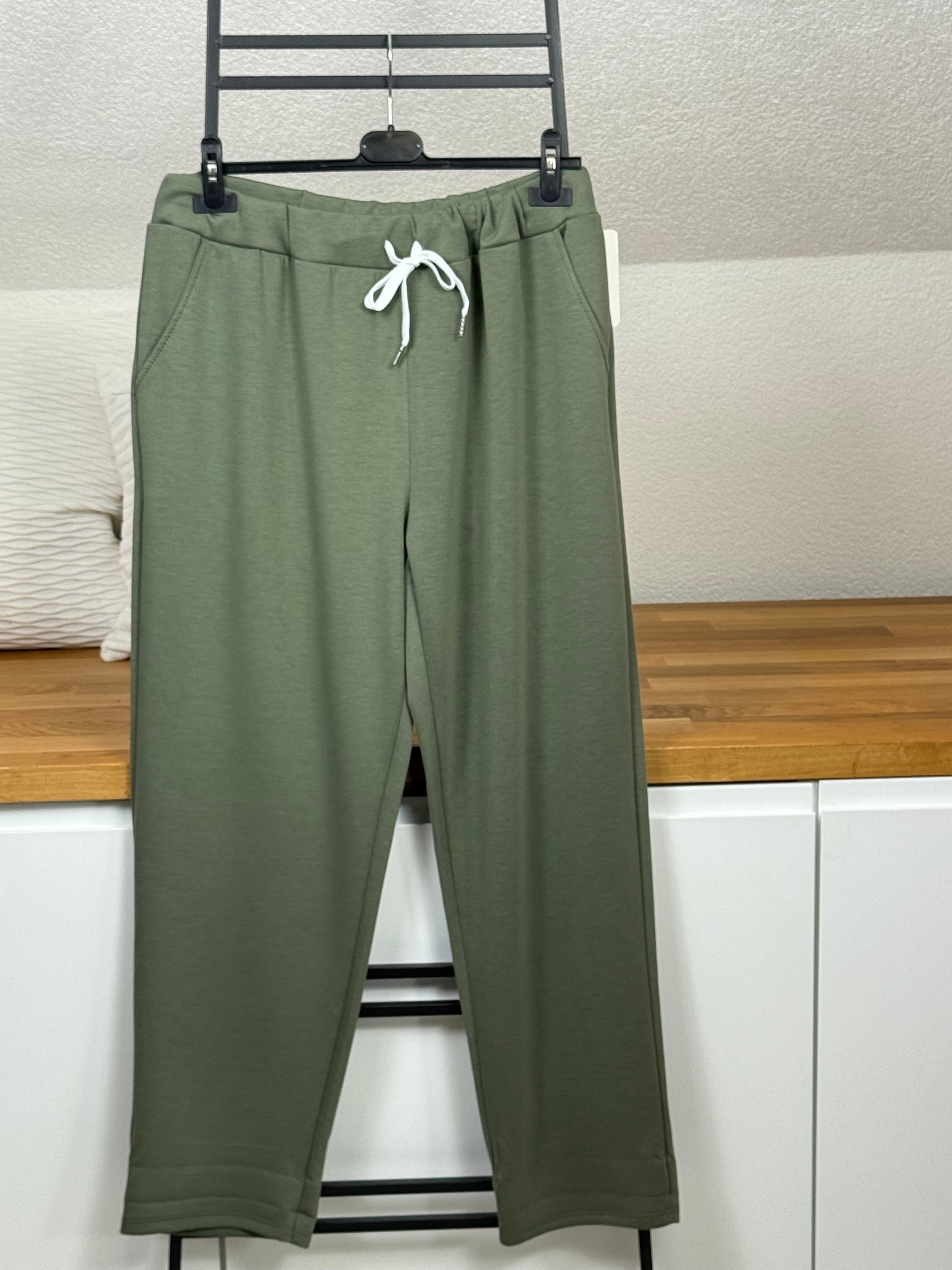 Damen Jogpant „Fluffi“ Einheitsgrösse Gr. 44 - 50 in vielen Farben