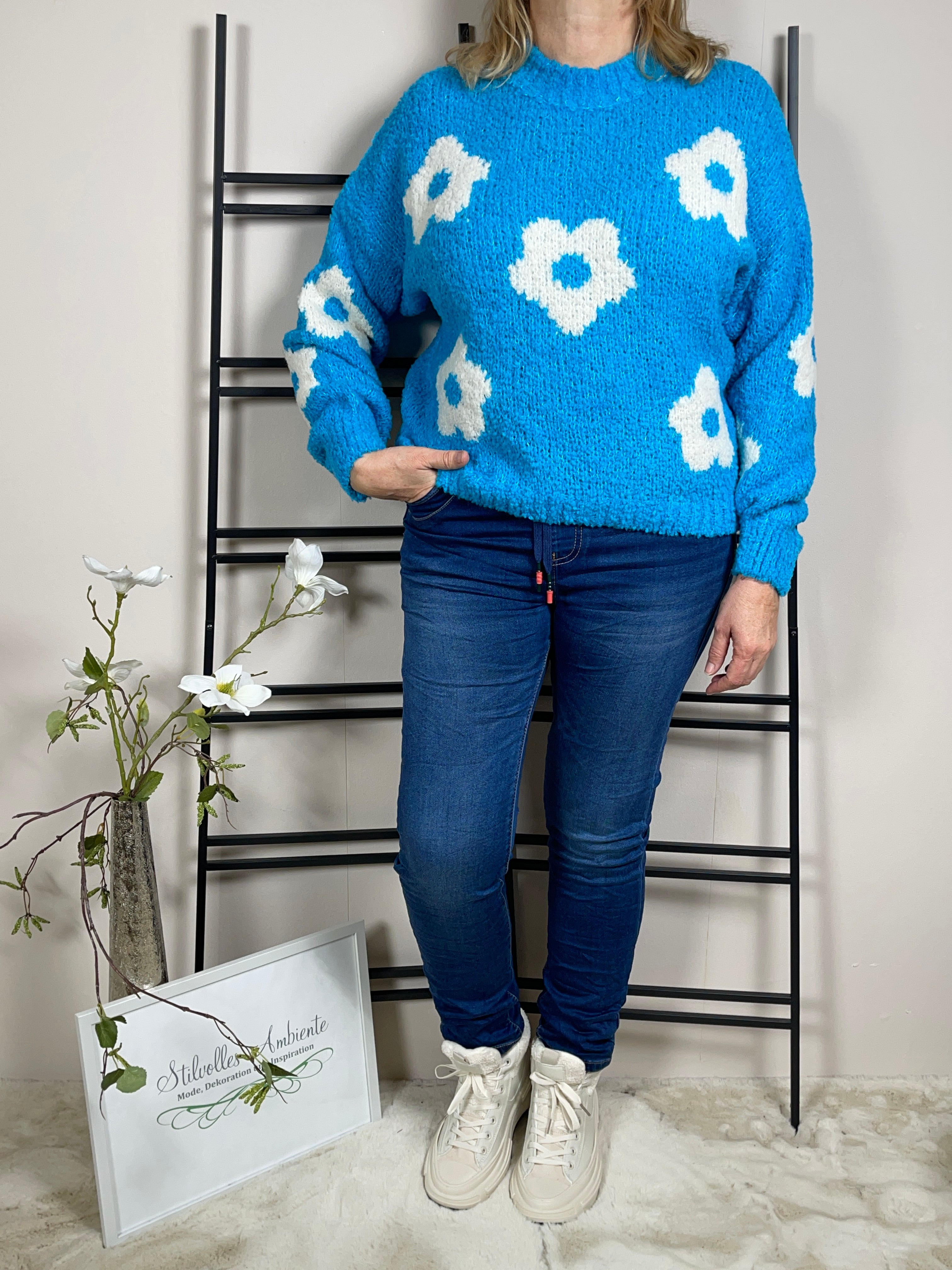 !!!!KEINE RETOURE MÖGLICH!!!! 
Pullover „Flower“ Einheitsgrösse Gr. 36 - 42