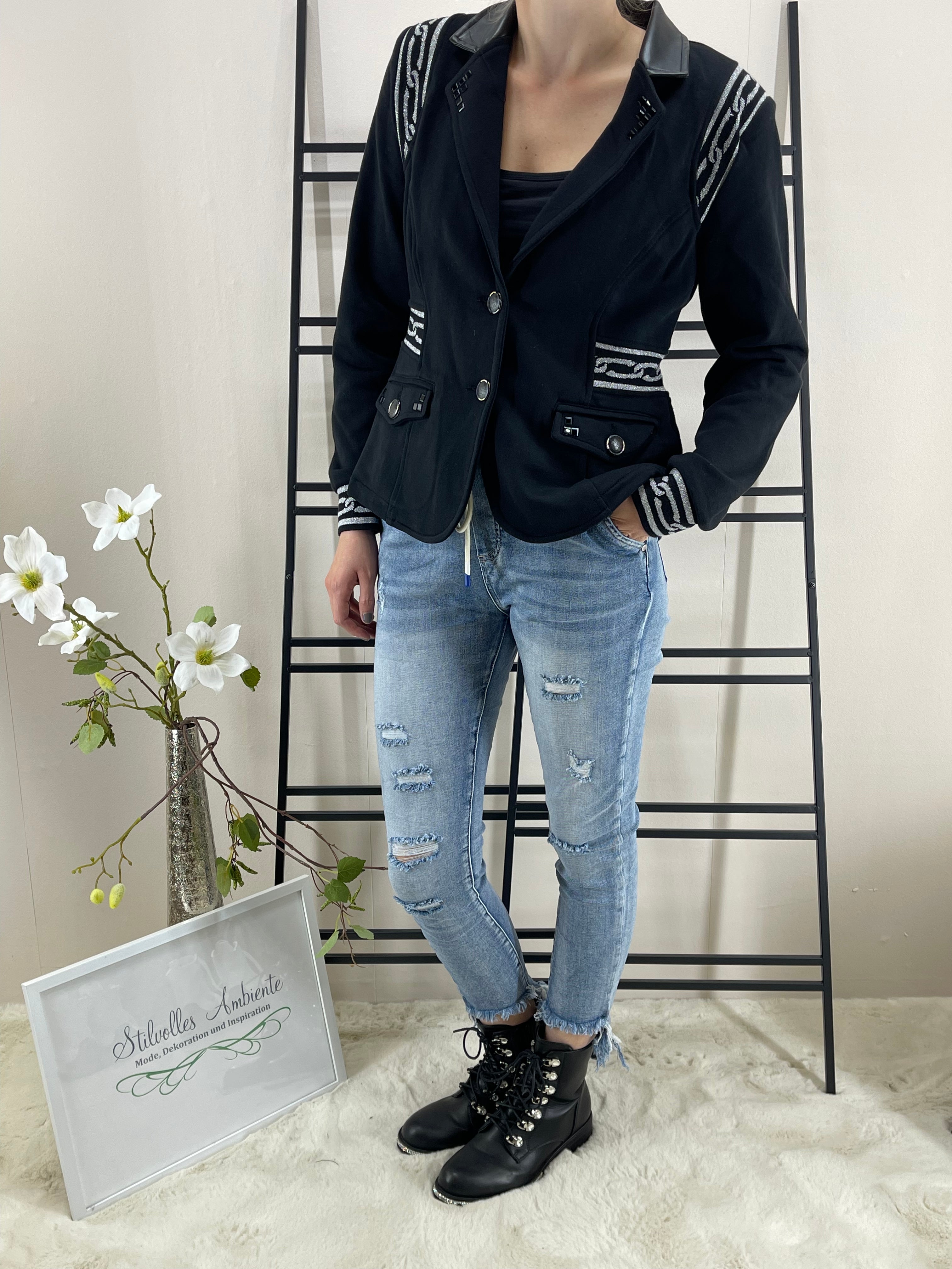 Blazer „Totenkopf“ von „EU-Queen“ Gr. 36 - 42